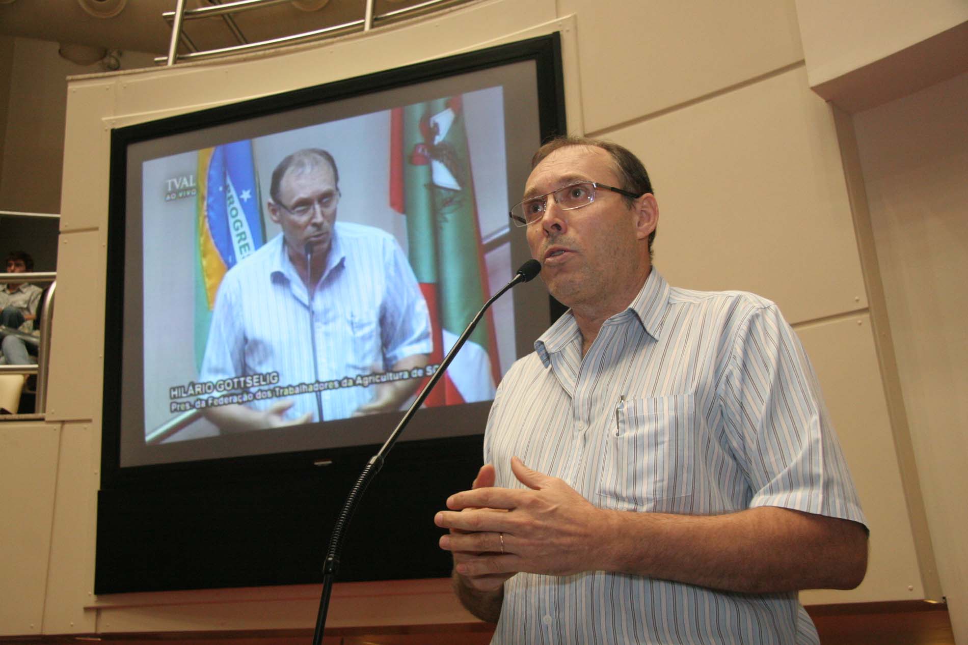 Sessão Especial para o lançamento da Campanha Nacional pela Moradia Digna