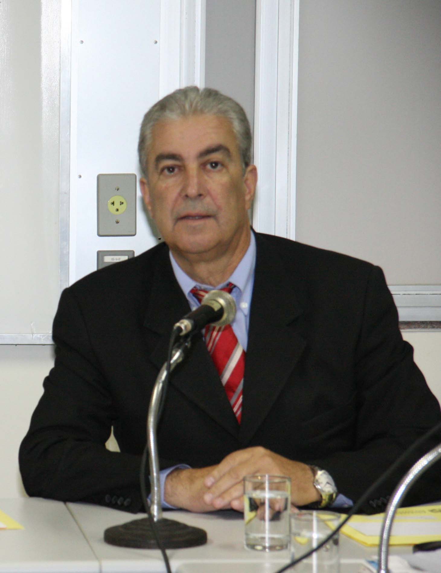 Deputado Genésio Goulart (PMDB)