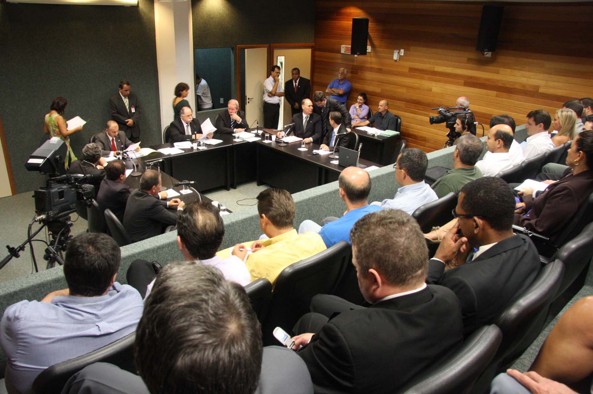 Comissão de Constituição e Justiça