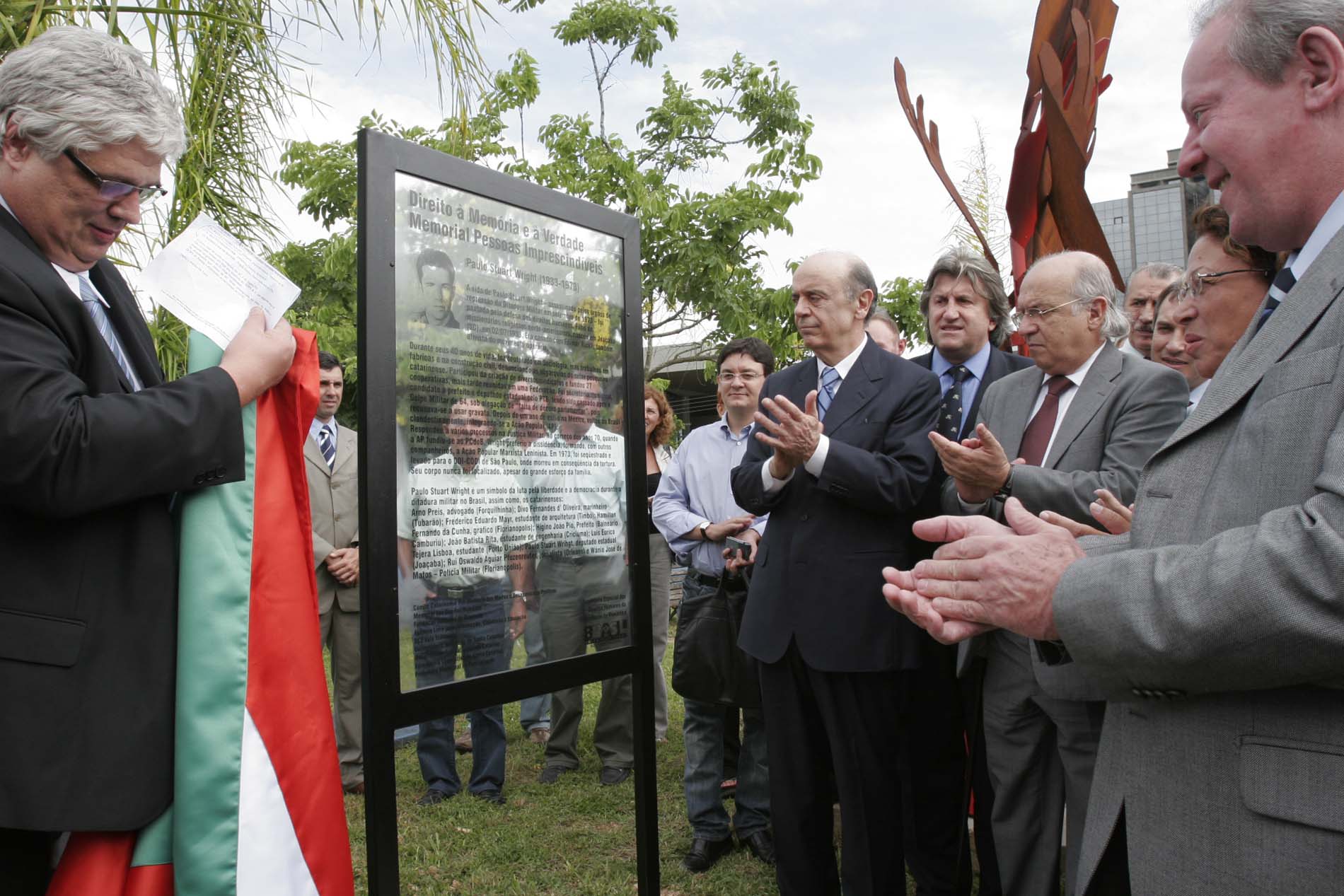Homenagem ao ex-deputado Paulo Stuart Wright