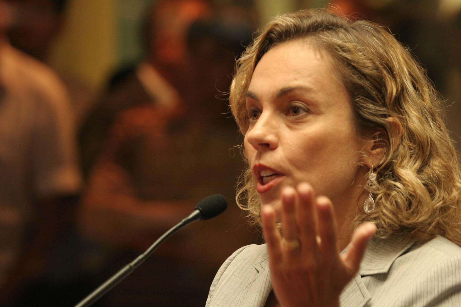 Deputada Ana Paula Lima (PT)