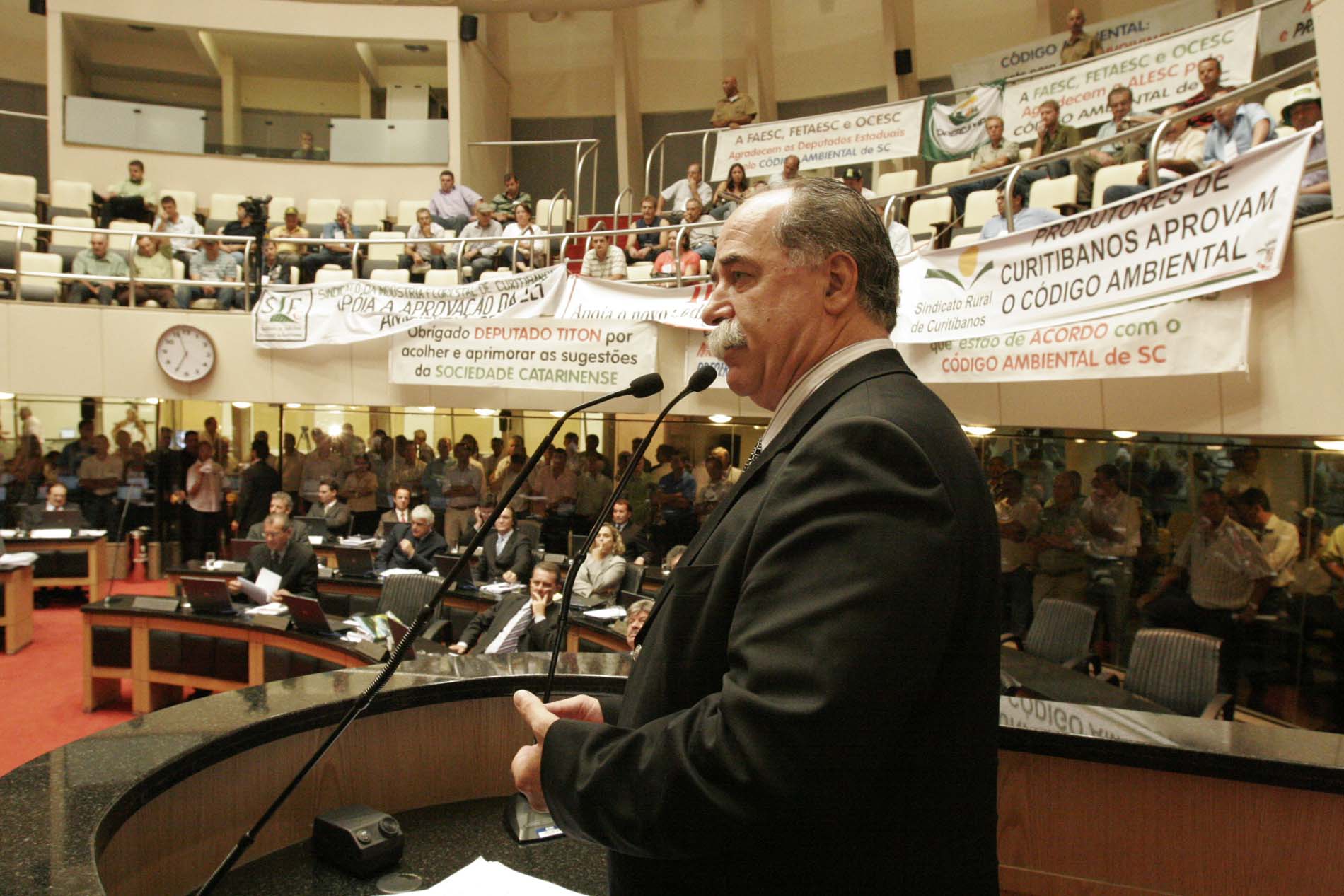 Deputado Romildo Titon (PMDB)
