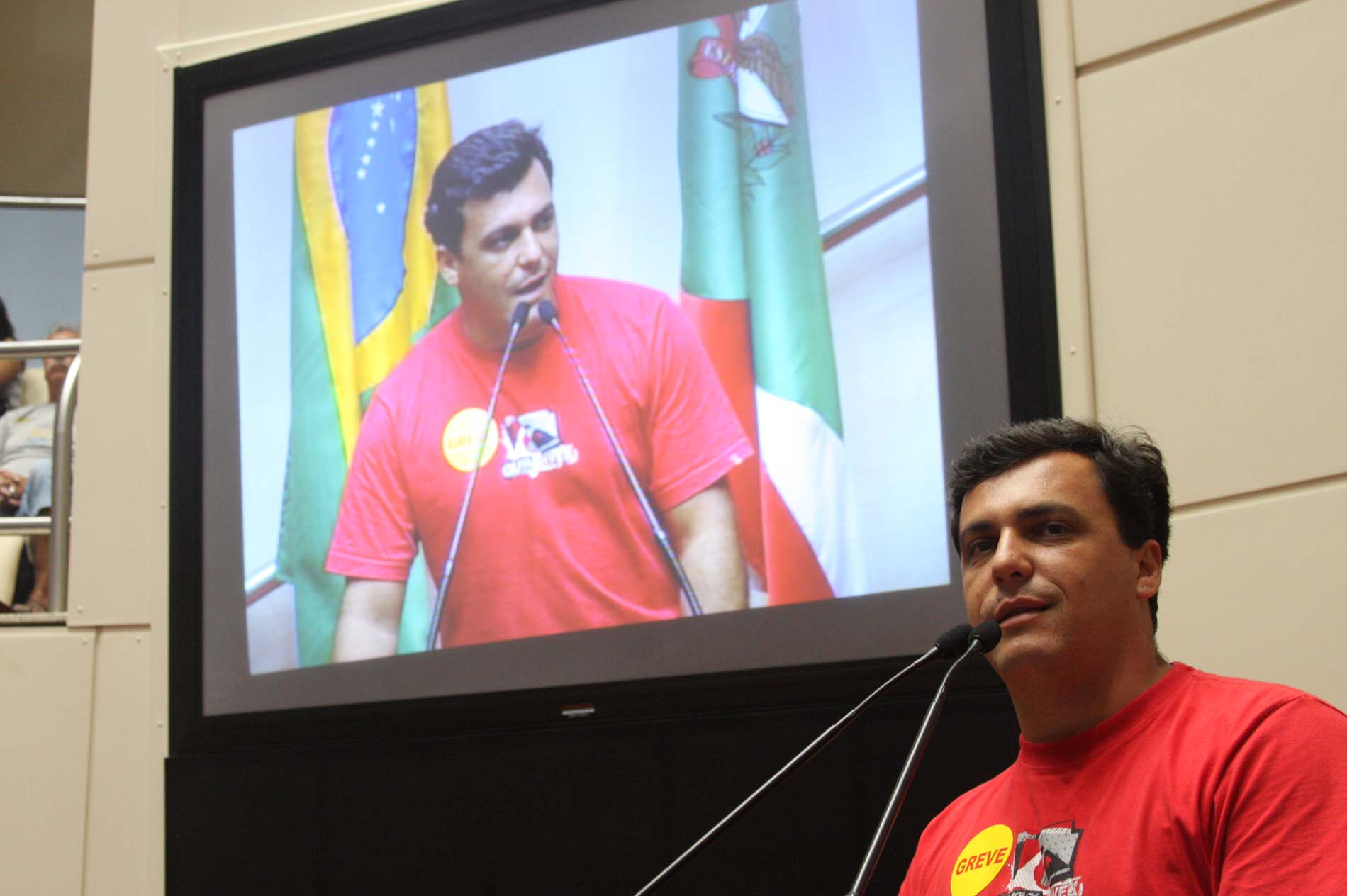 Charles Pires – Diretor do Sintrasem