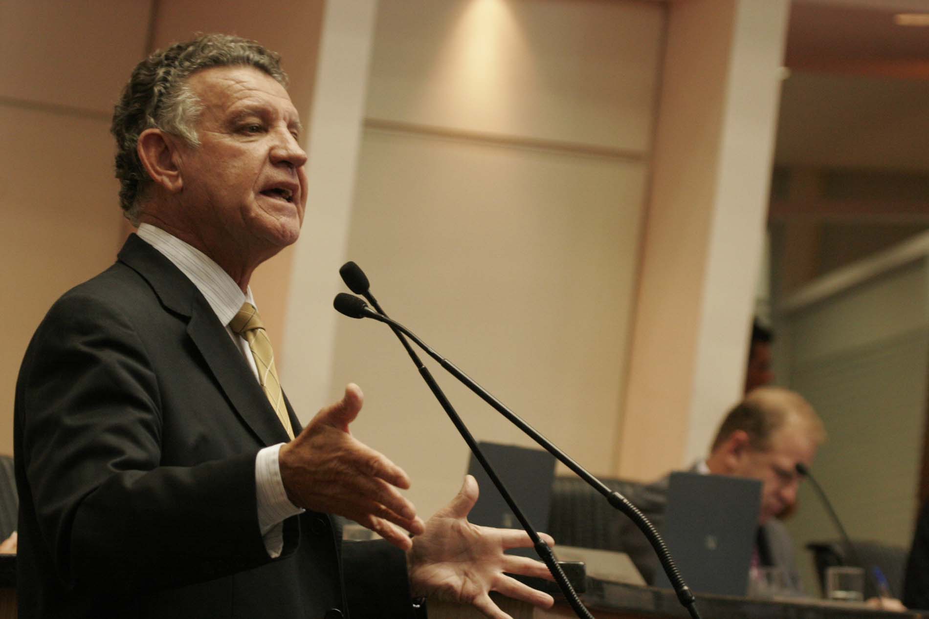 Deputado Edison Andrino (PMDB)