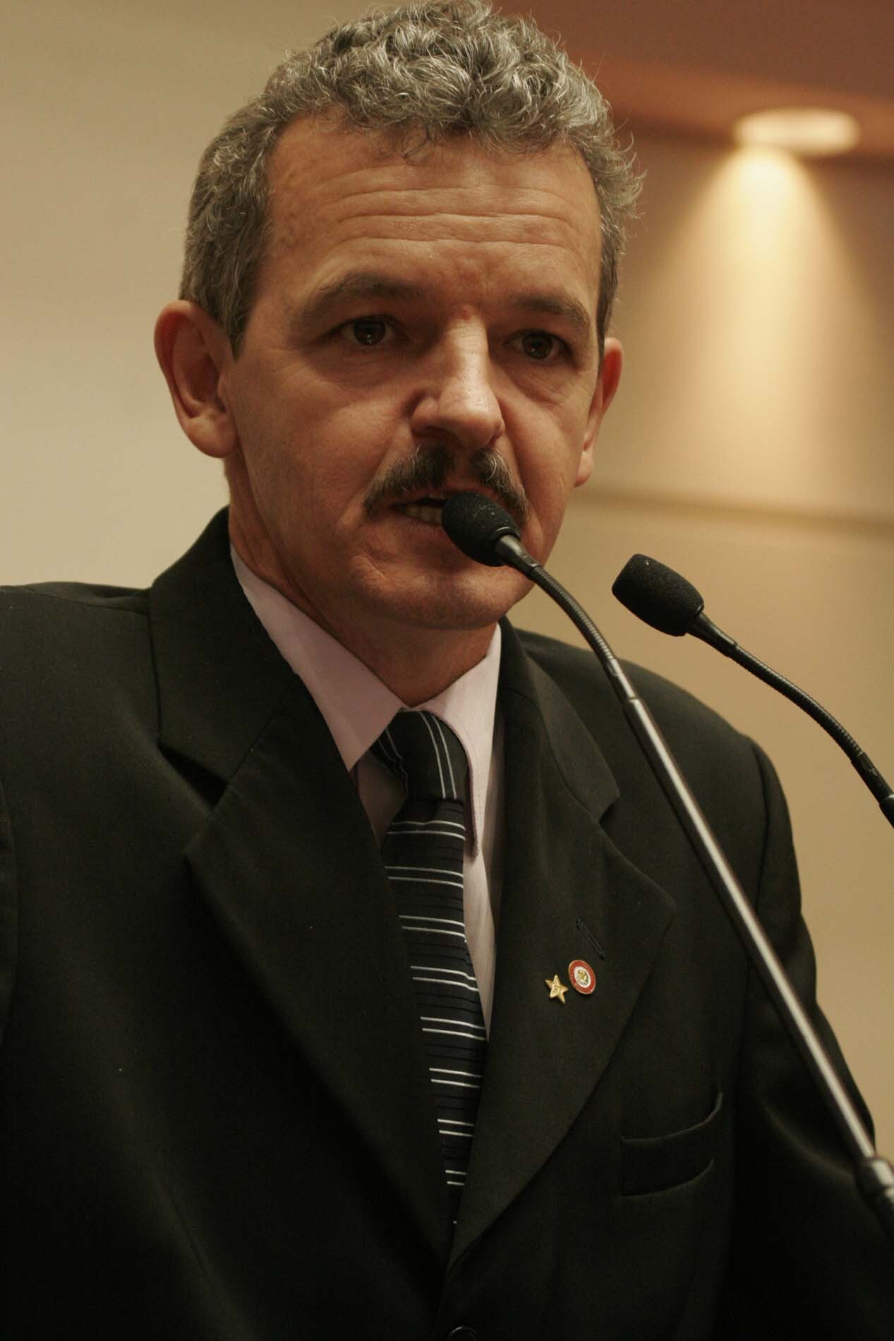 Dos Gabinetes – Dresch ressalta Plano Nacional de Habitação Rural