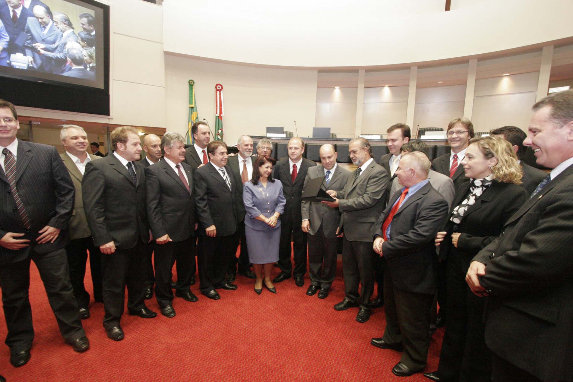 Marcello Petrelli é homenageado na Assembleia Legislativa