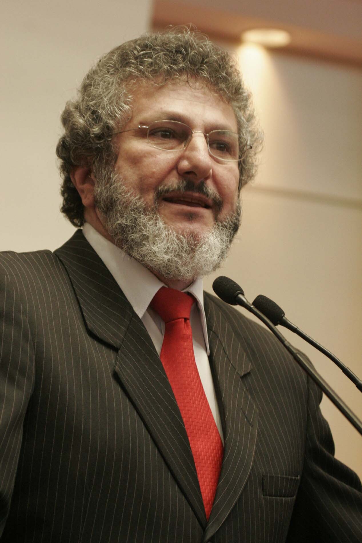 Dos Gabinetes – Padre Pedro e prefeitos têm audiência com ministro sobre estiagem