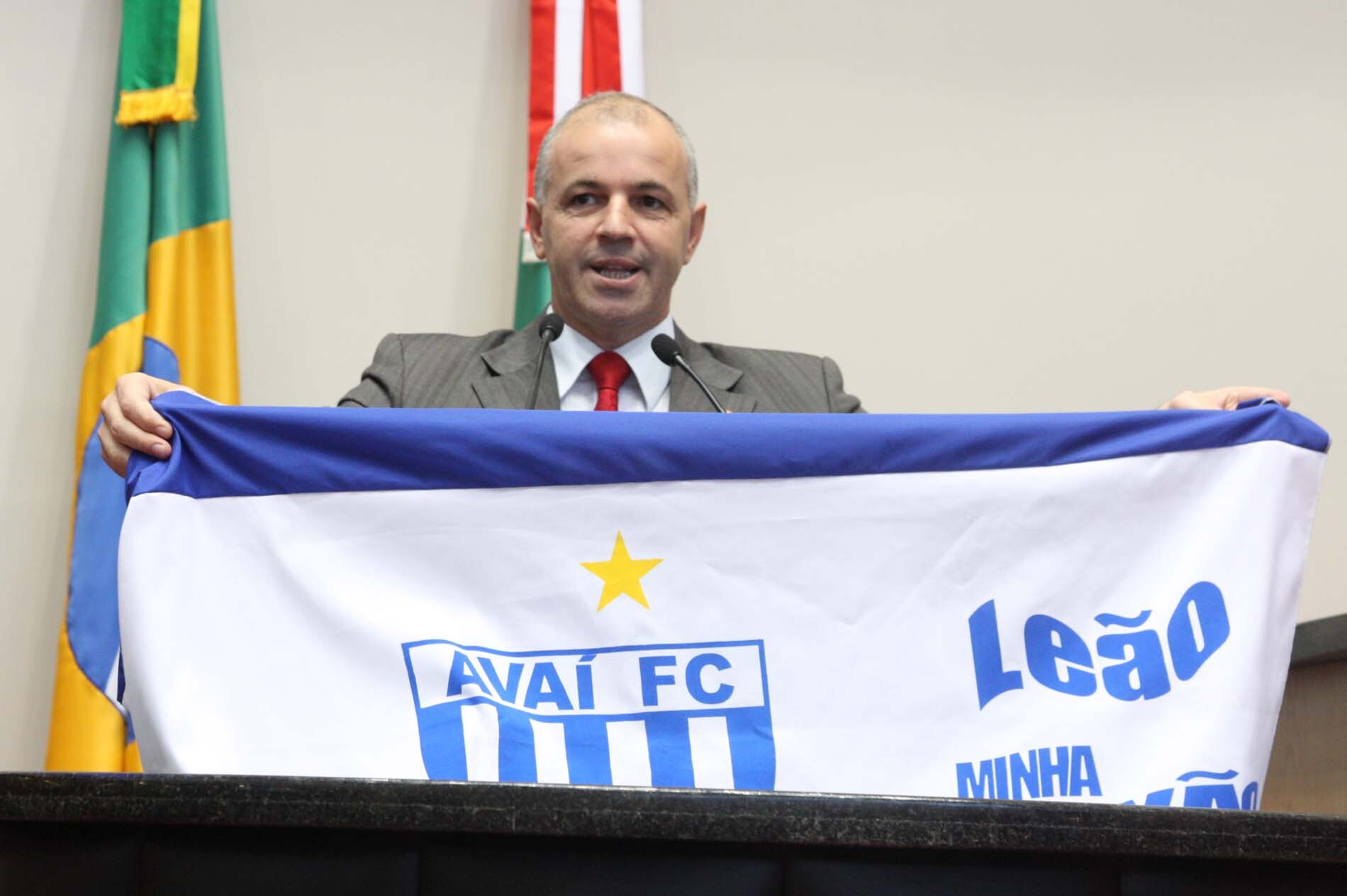 Dos Gabinetes – Sargento Soares homenageia Avaí
