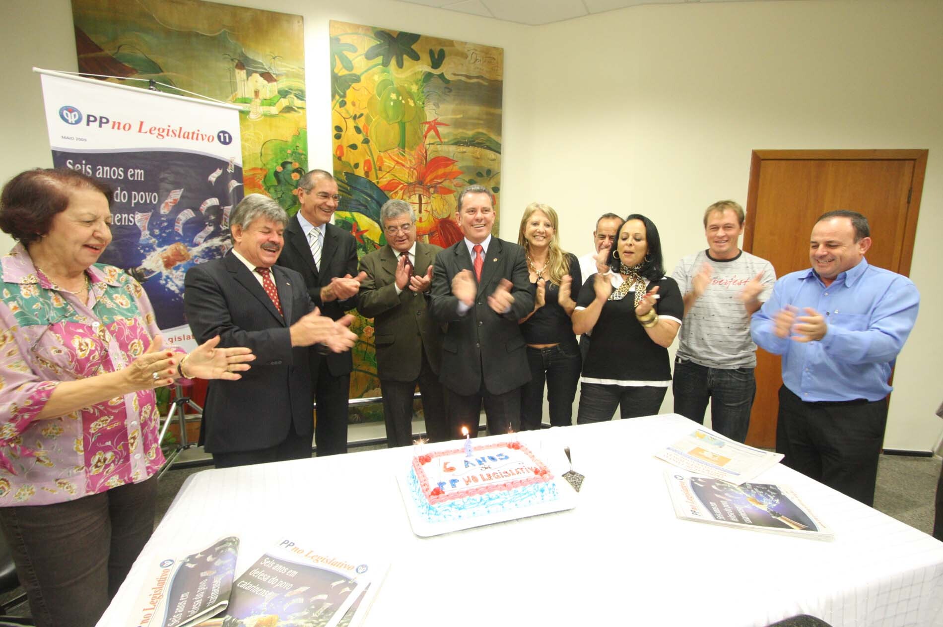 Dos Gabinetes – Lideranças políticas e imprensa prestigiam 6º aniversário do informativo do PP na As