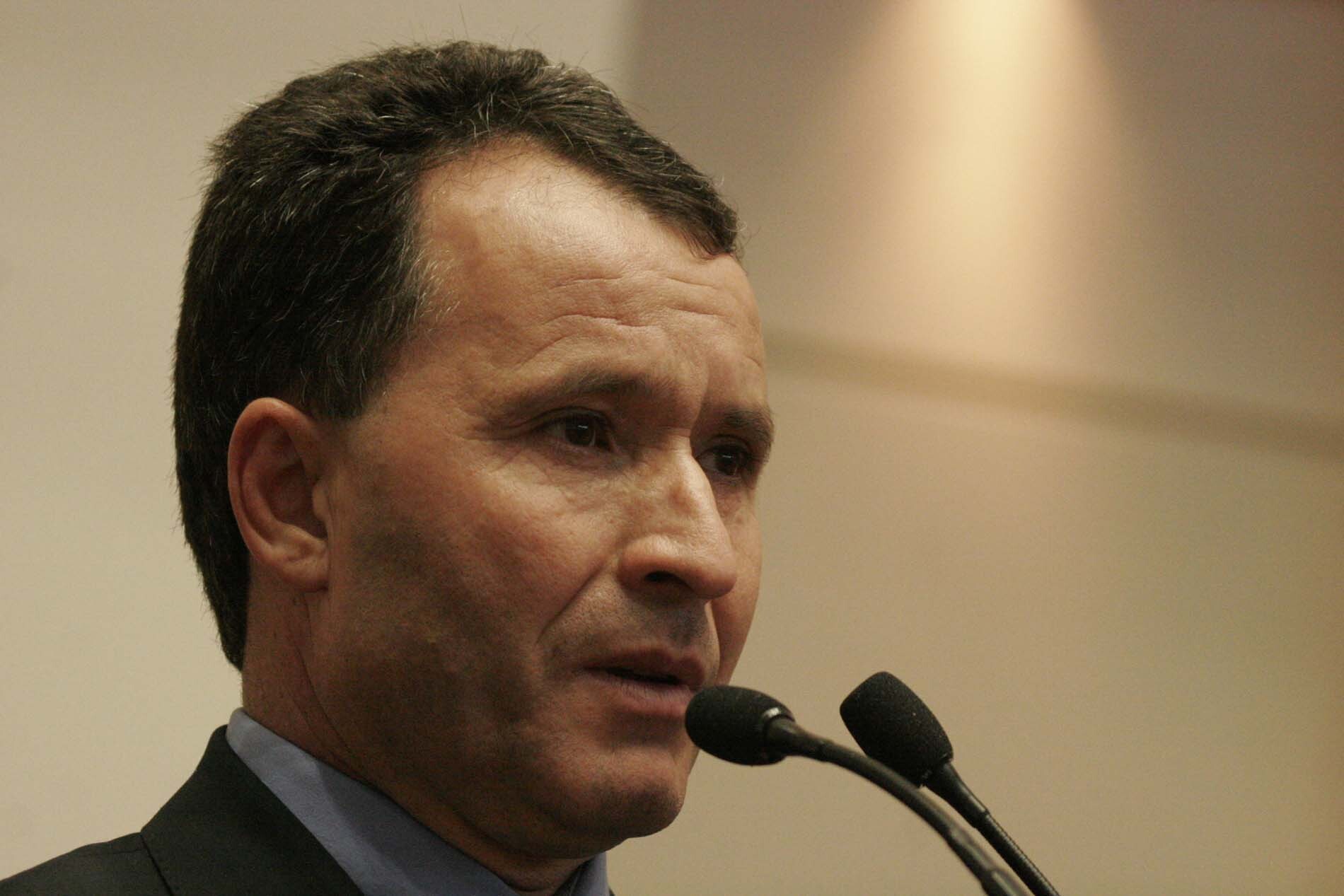 Dos Gabinetes – Darci de Matos diz que usuários de ônibus foram enganados pelo prefeito de Joinville