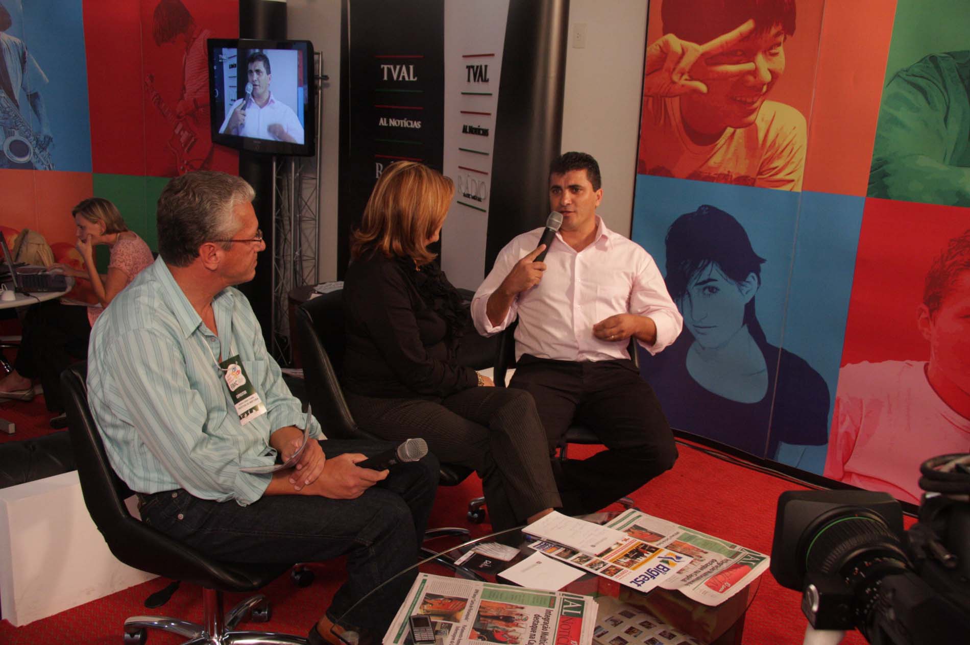 Entrevista - TVAL