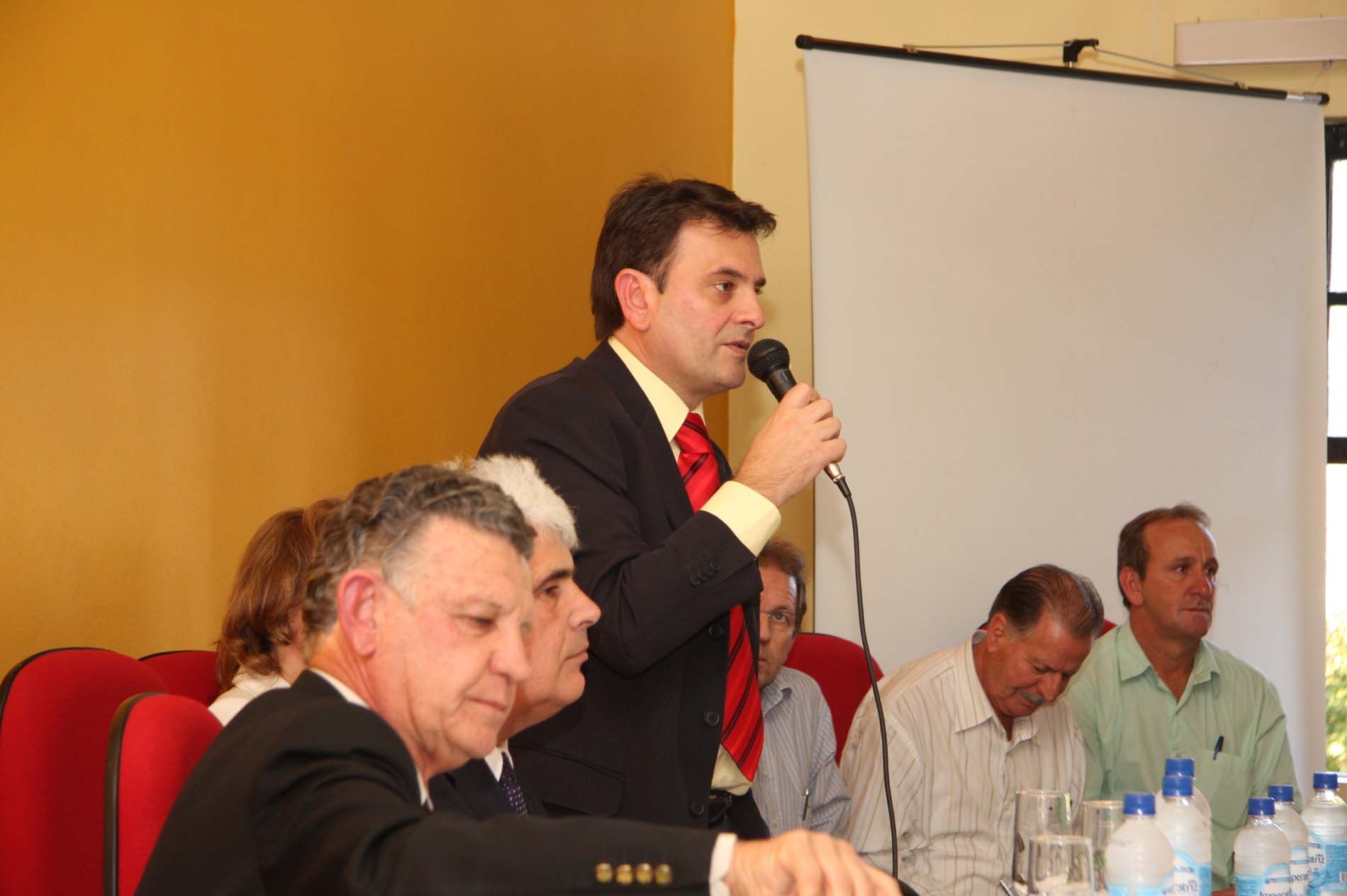 Deputado Elizeu Mattos (PMDB)