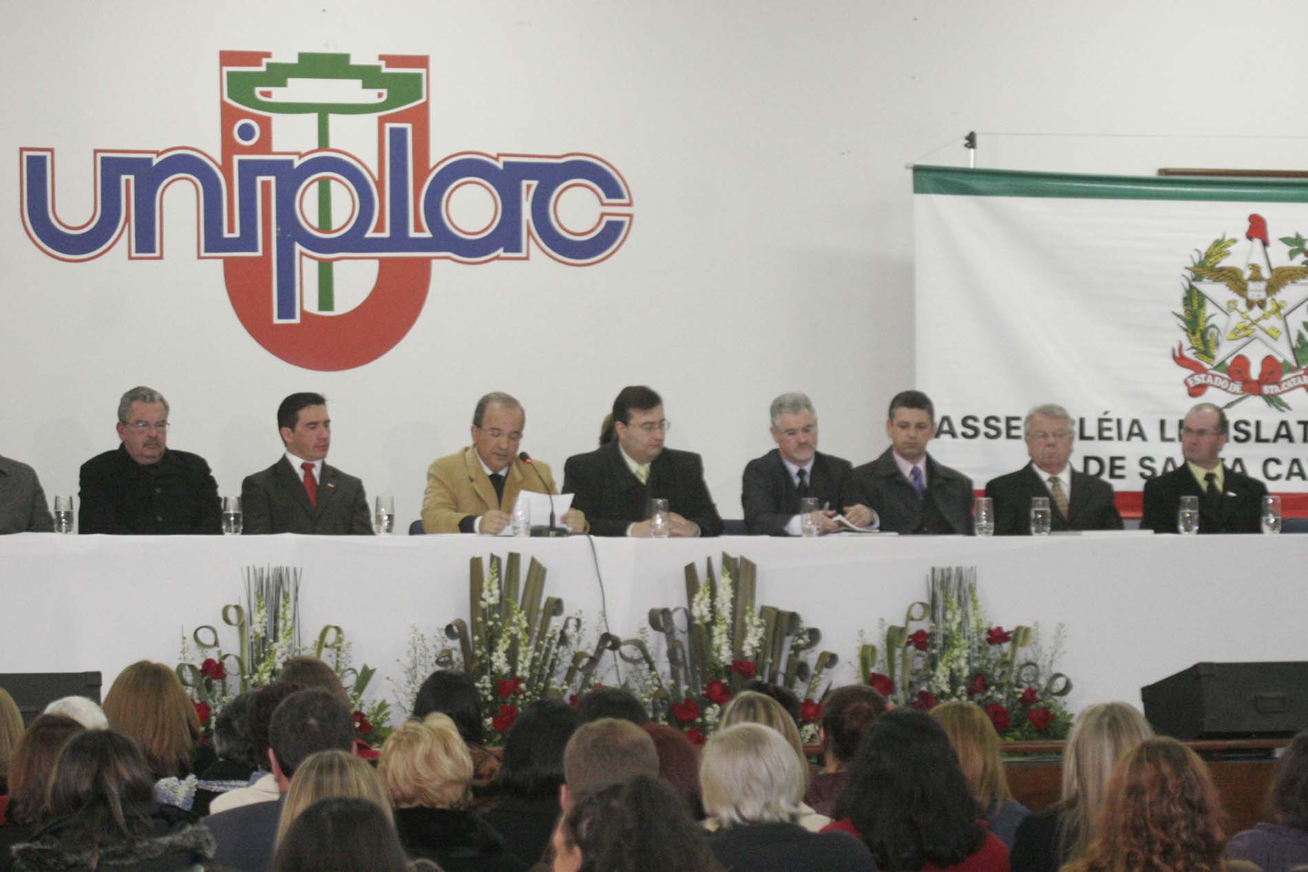 Sessão solene em comemoração aos 50 anos do Ensino Superior na Serra Catarinense - Uniplac em Lages.