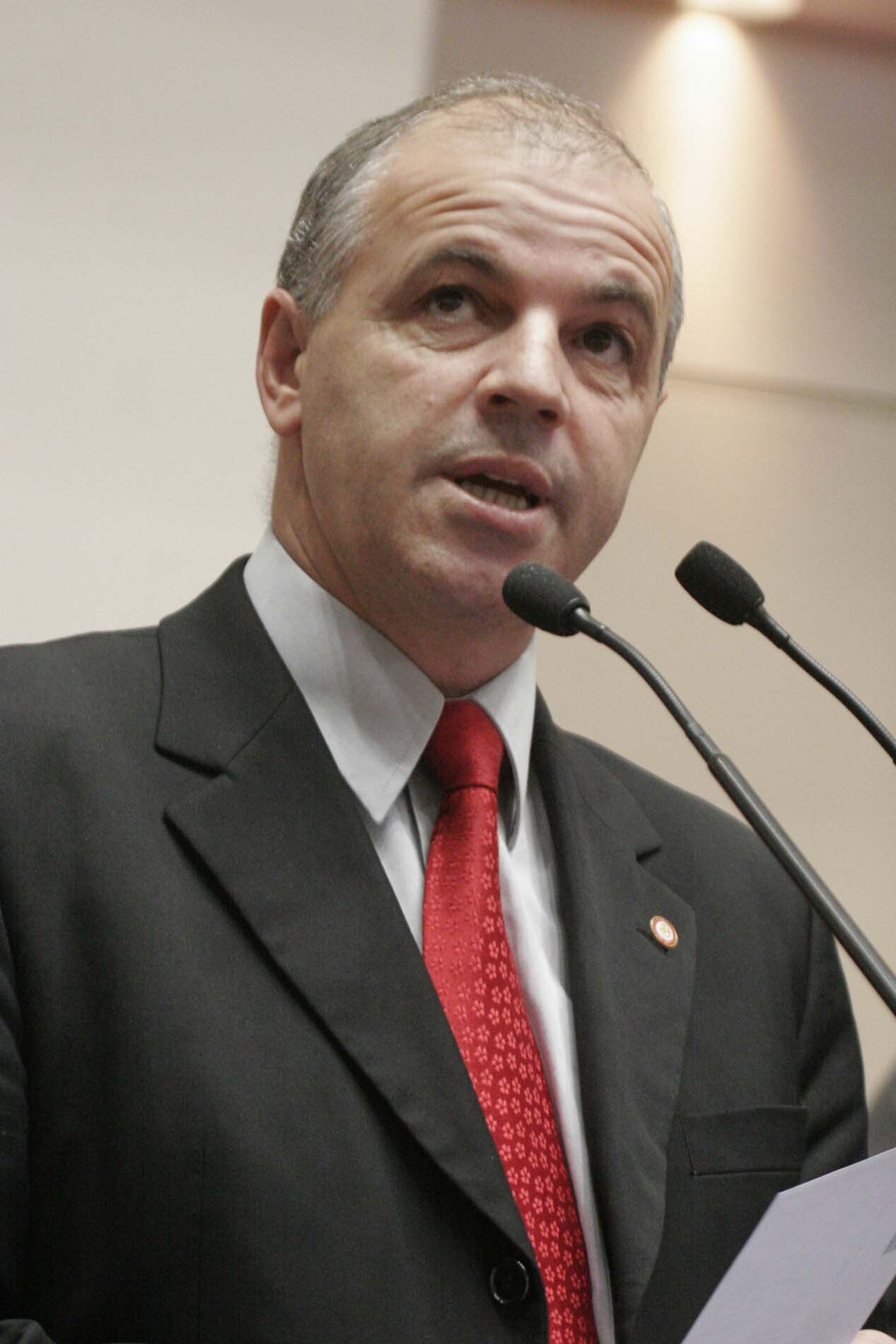 Dos Gabinetes – Sargento Soares apresenta relatório contra aumento de prazo para tramitação de MP