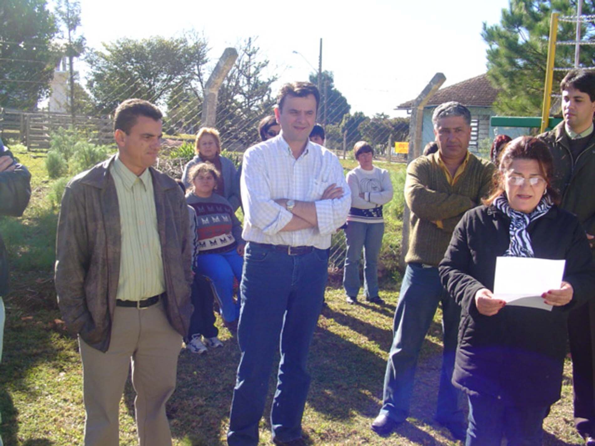 Dos Gabinetes – APAE de Campo Belo ganha parque infantil