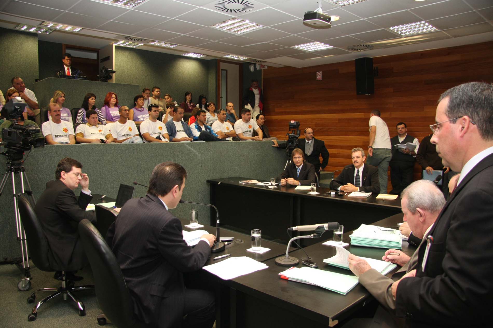 Comissão de Constituição e Justiça
