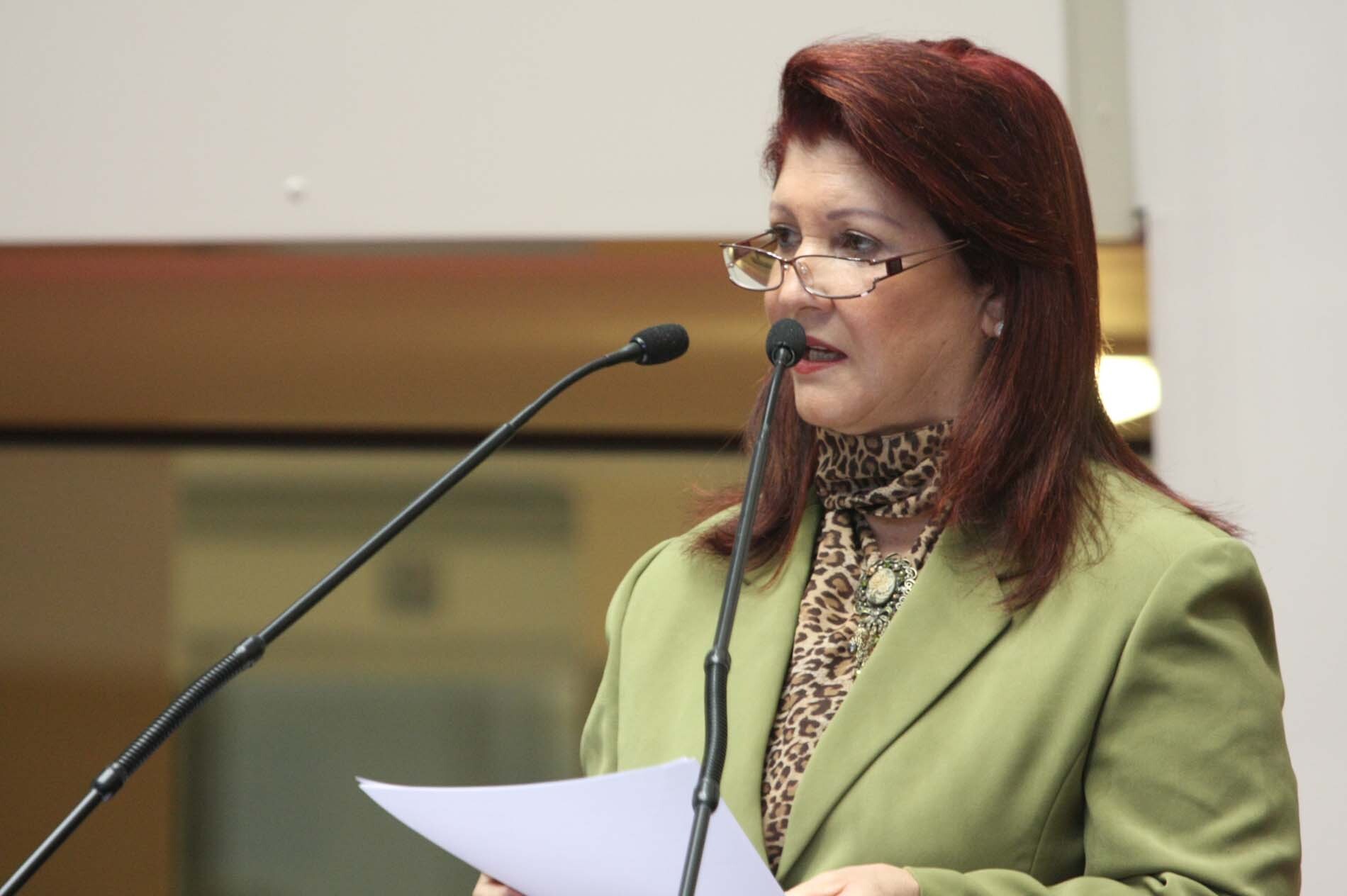 Dos Gabinetes – Deputada Odete de Jesus comemora piso de R$ 1.020,00 para o magistério estadual