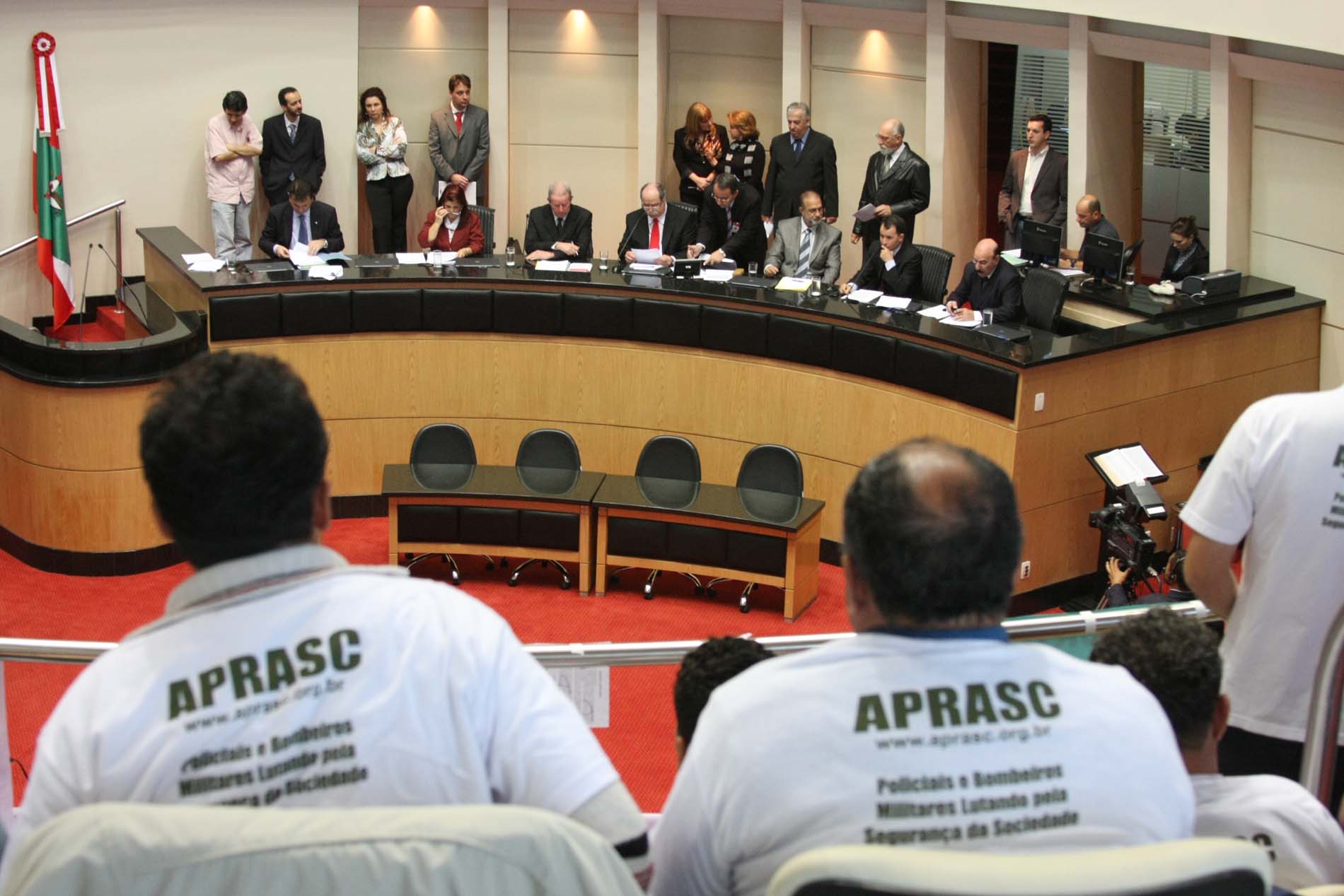 Reunião Conjunta das Comissões
