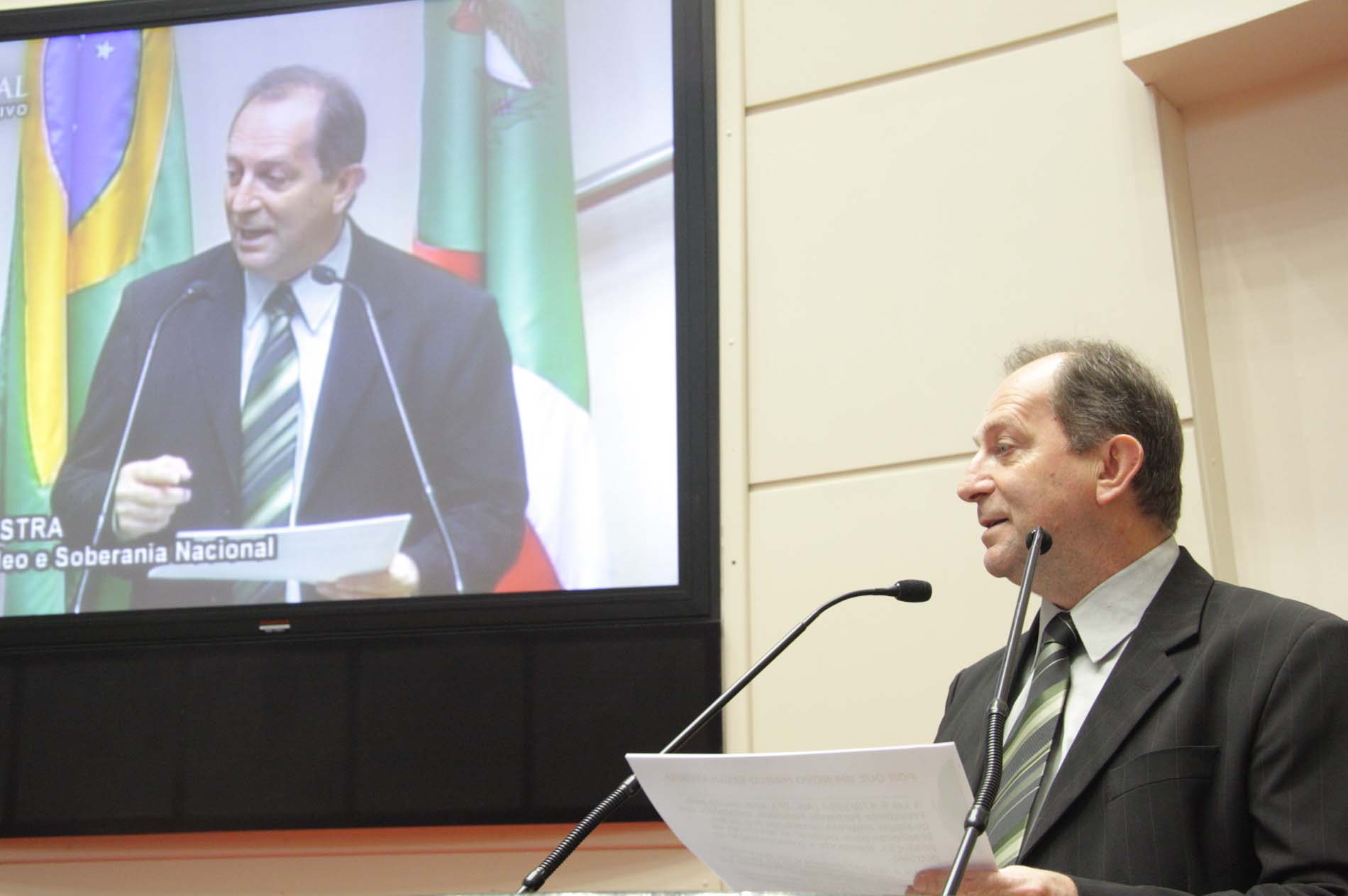 Audiência pública para discutir - Petróleo e Soberania Nacional- com a presença do presidente do Legislativo do RS