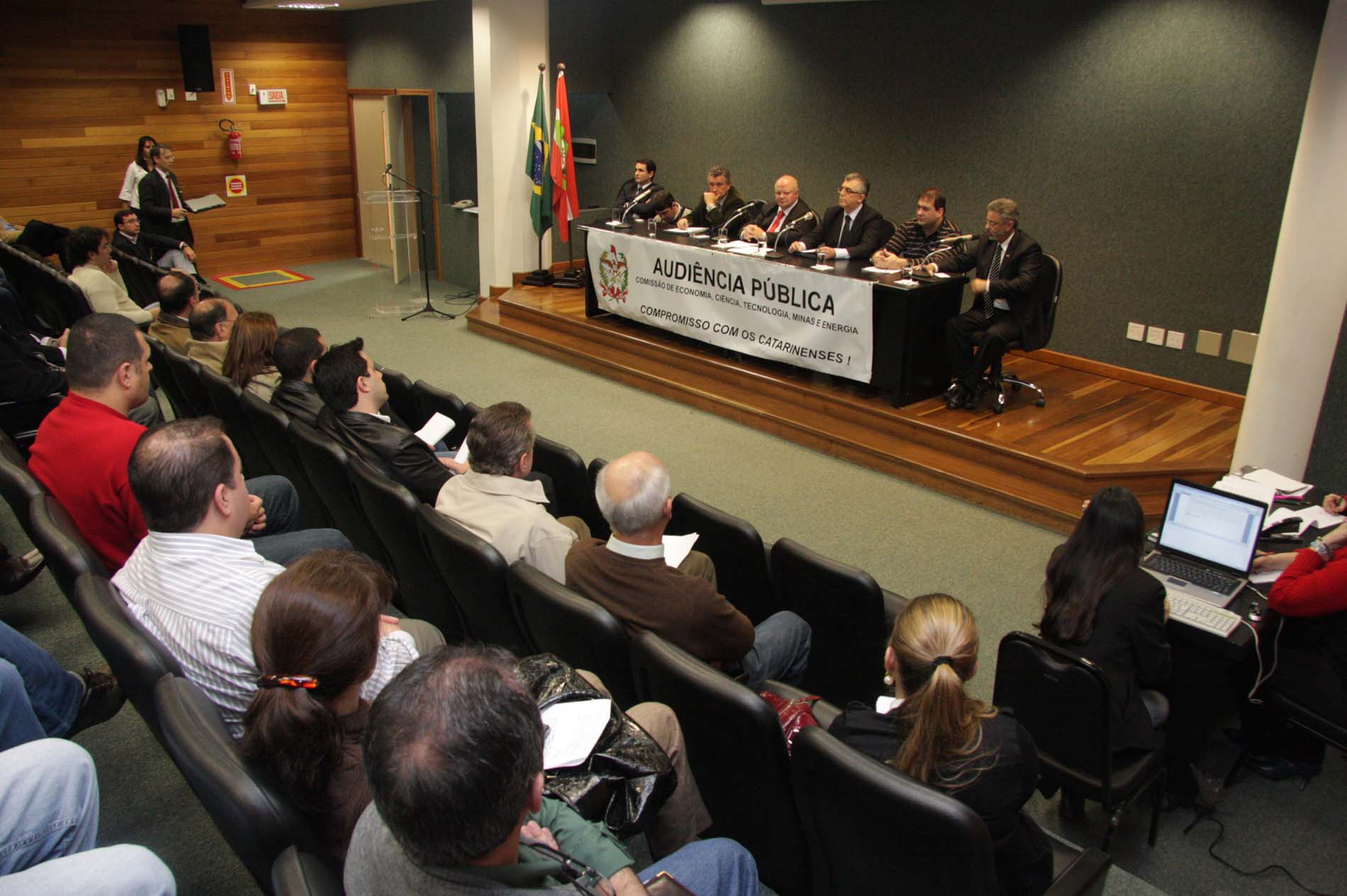 Audiência Pública para discutir a sonegação fiscal do combustível álcool hidratado em Santa Catarina