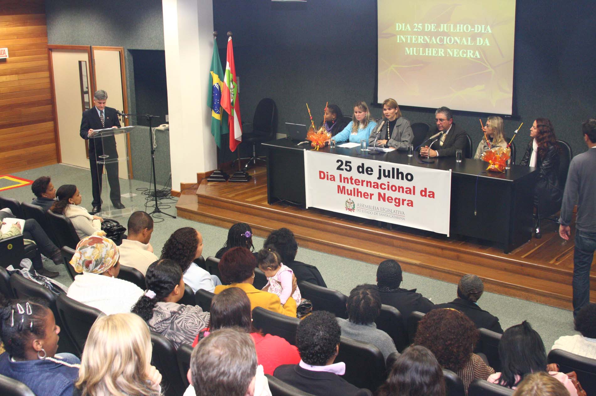 Ato Solene em homenagem à União Nacional de Negros/SC (Unegro)