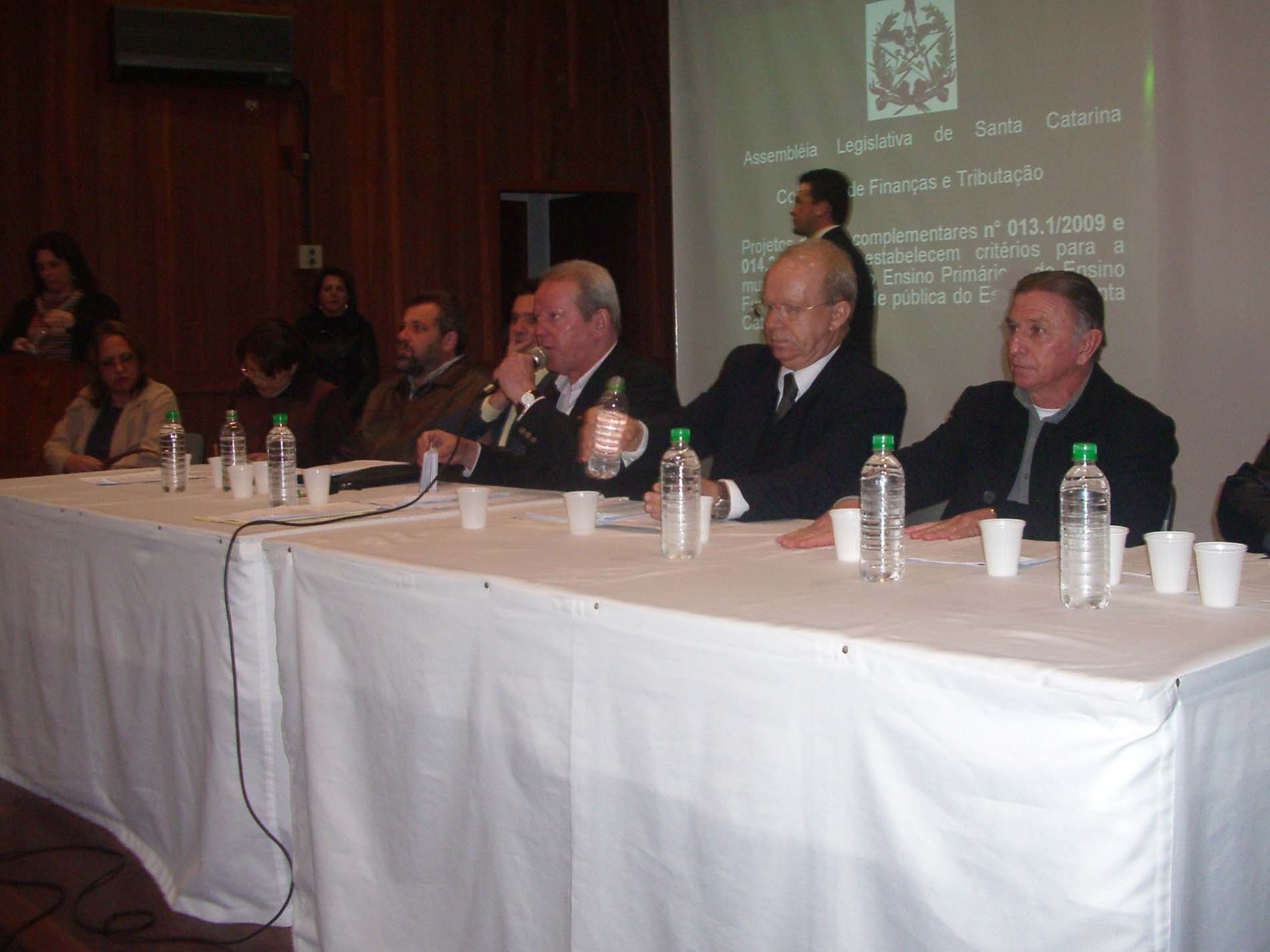 Municipalização do Ensino Infantil e Fundamental