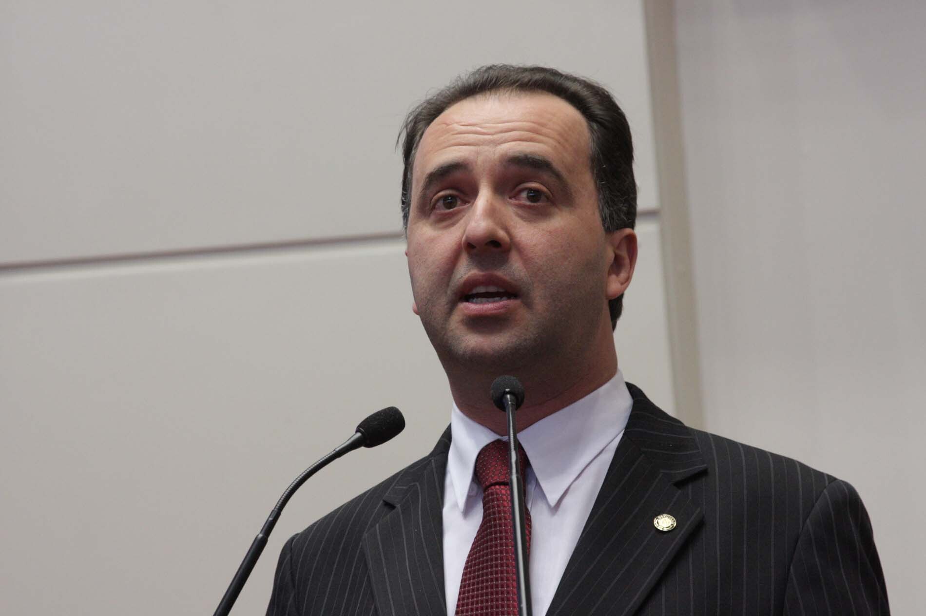 Dos Gabinetes – Gripe A é discutida na Assembleia Legislativa