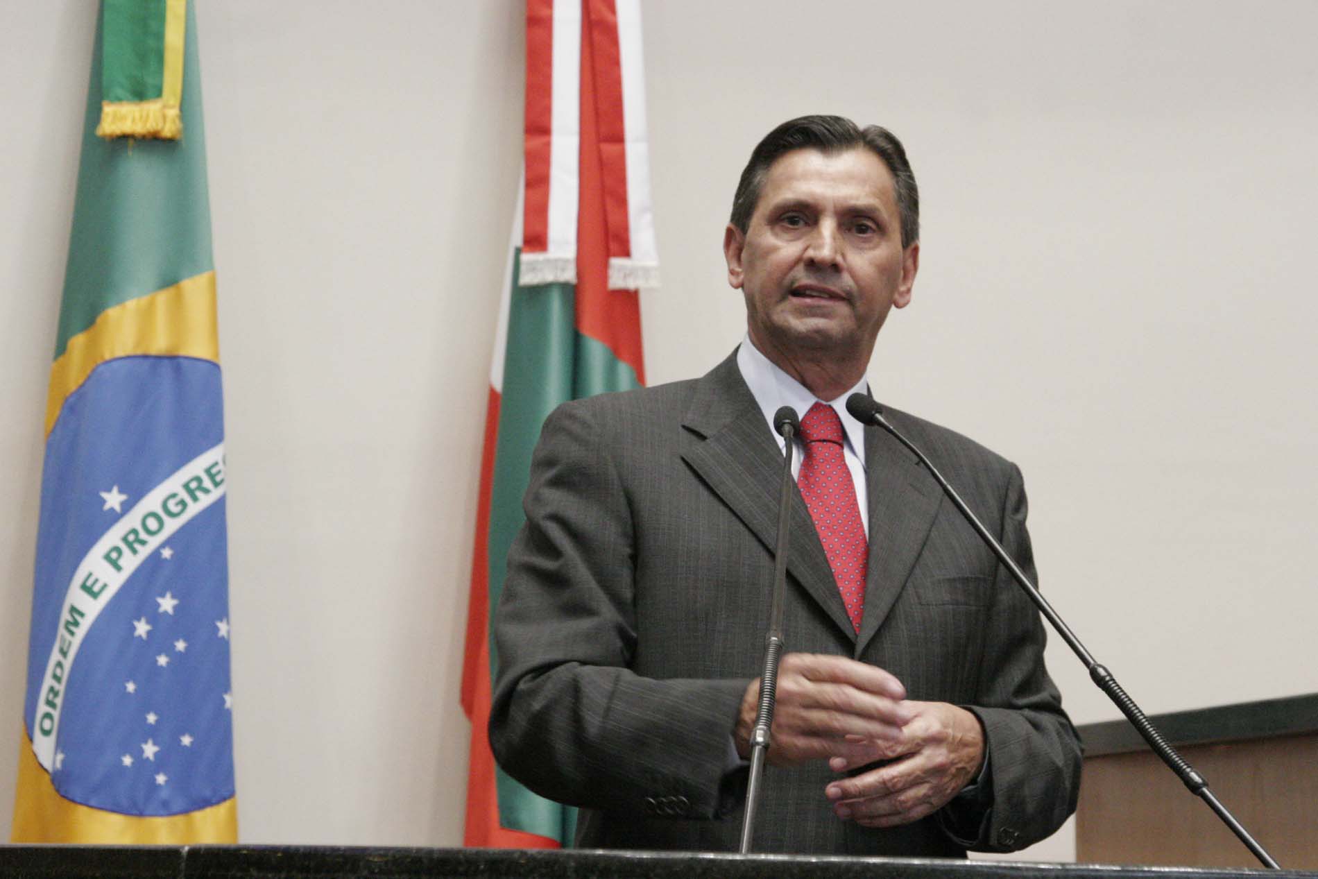 Julio Garcia se despede do Parlamento