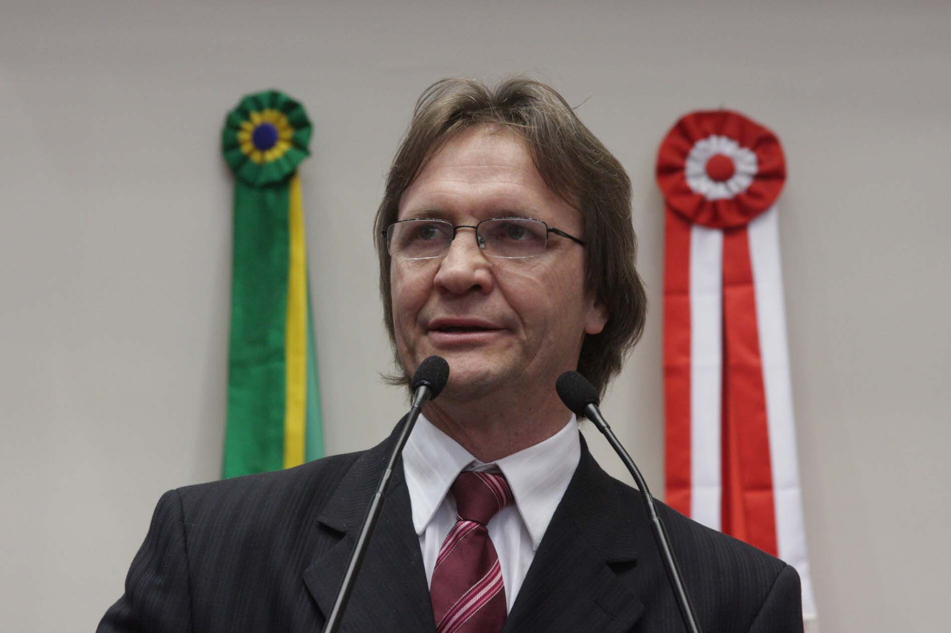Dos Gabinetes – Pré-sal: Uczai elogia fortalecimento do Estado