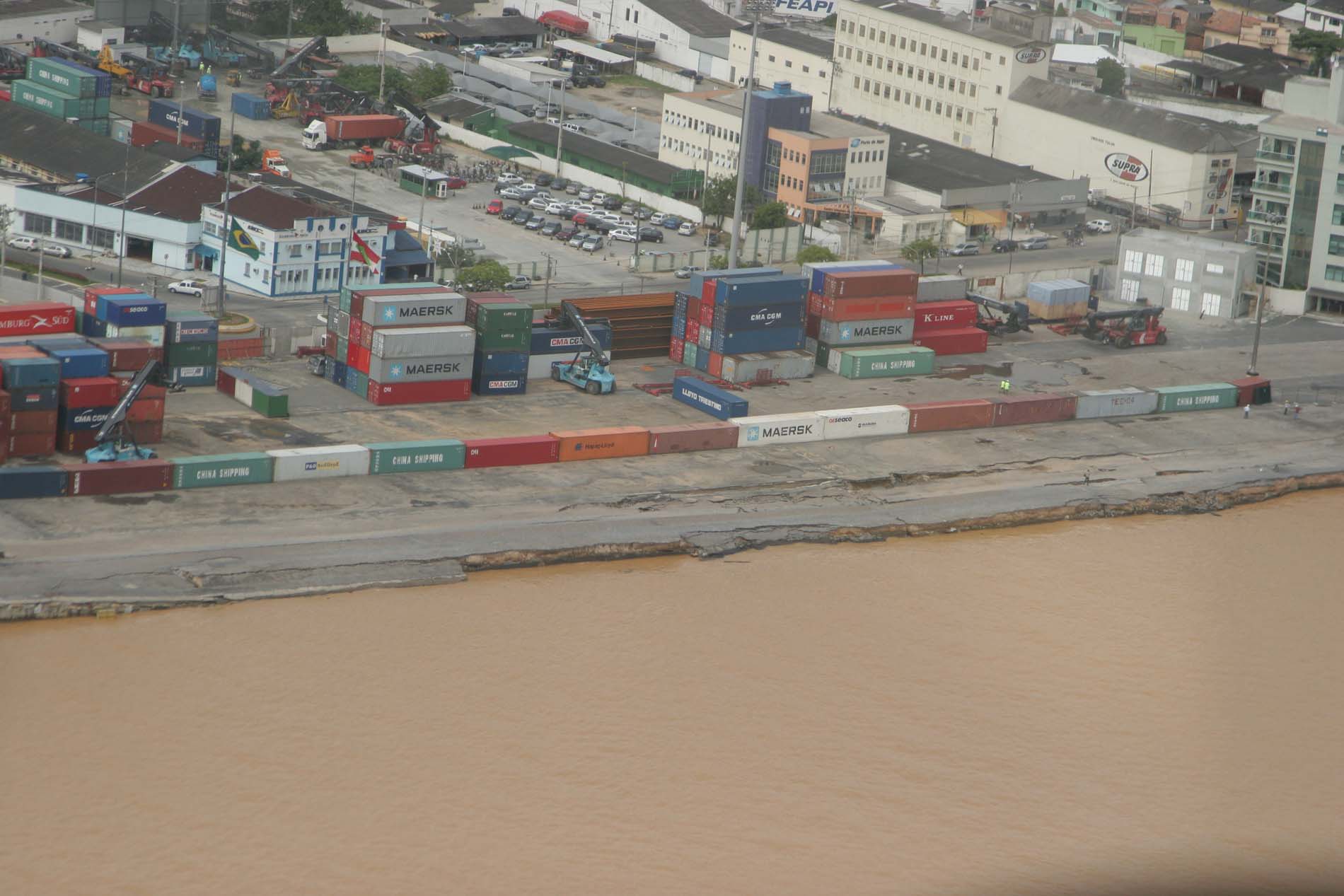 Porto de Itajaí em dezembro de 2008