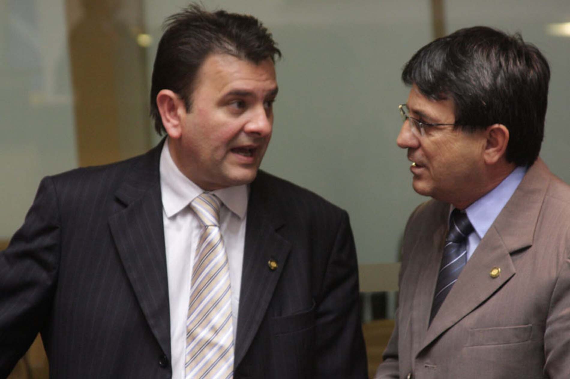 Dos Gabinetes – Deputado acompanha comitiva governamental a Espanha