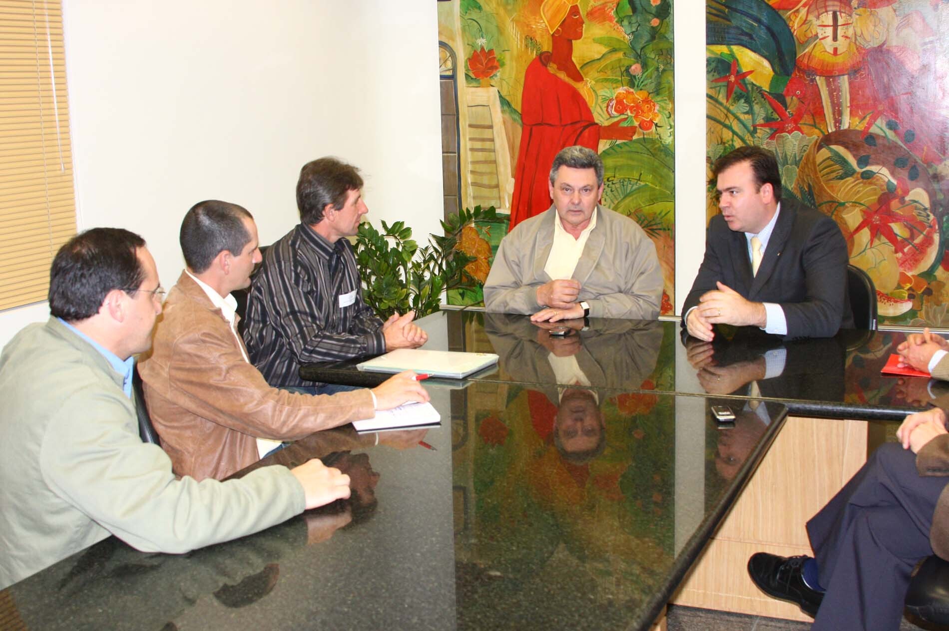 Dos Gabinetes – Produtores de peixe se encontram com Tomelin