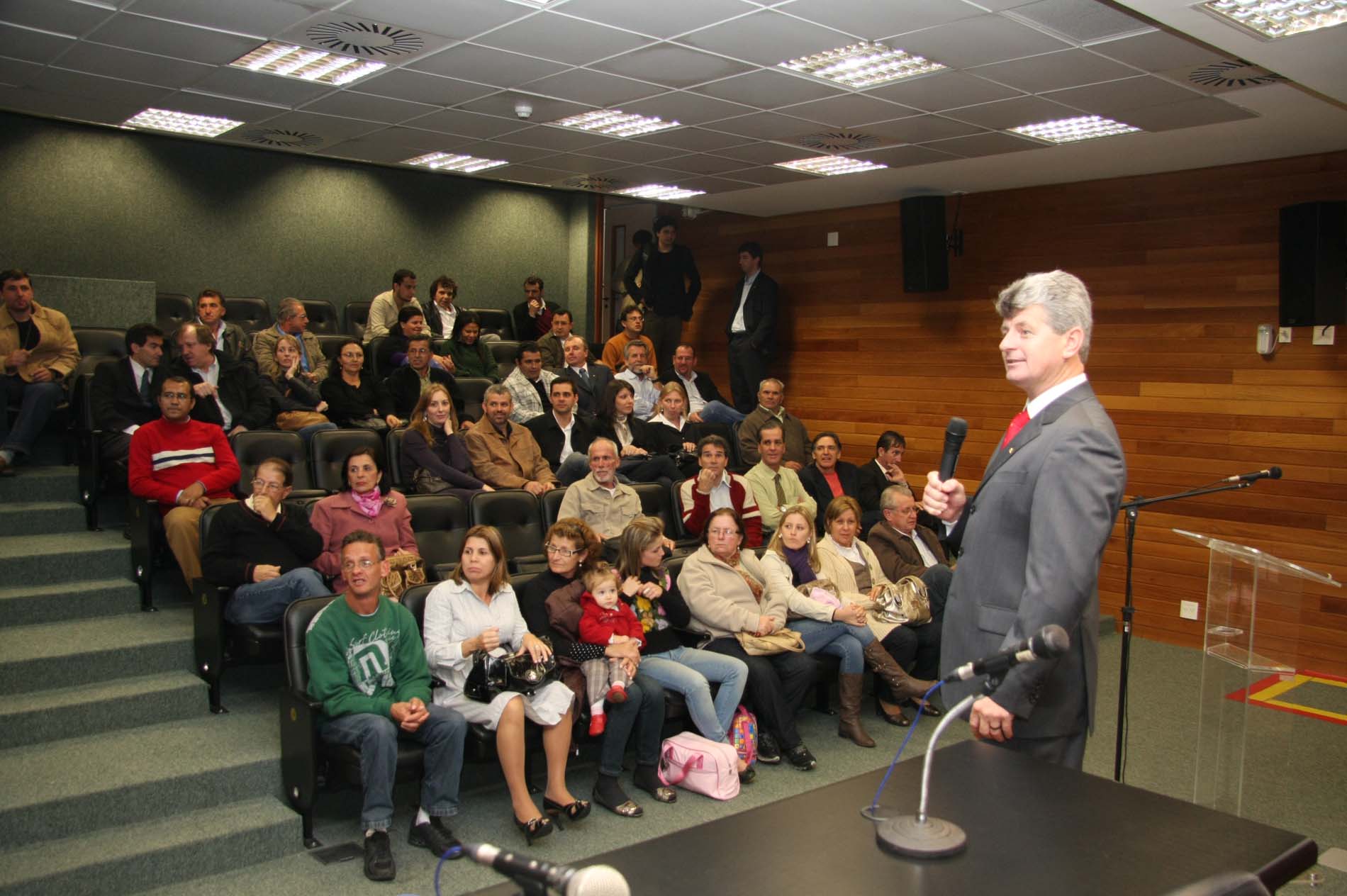 Ato em comemoração a posse do Dep. Círio Vandresen