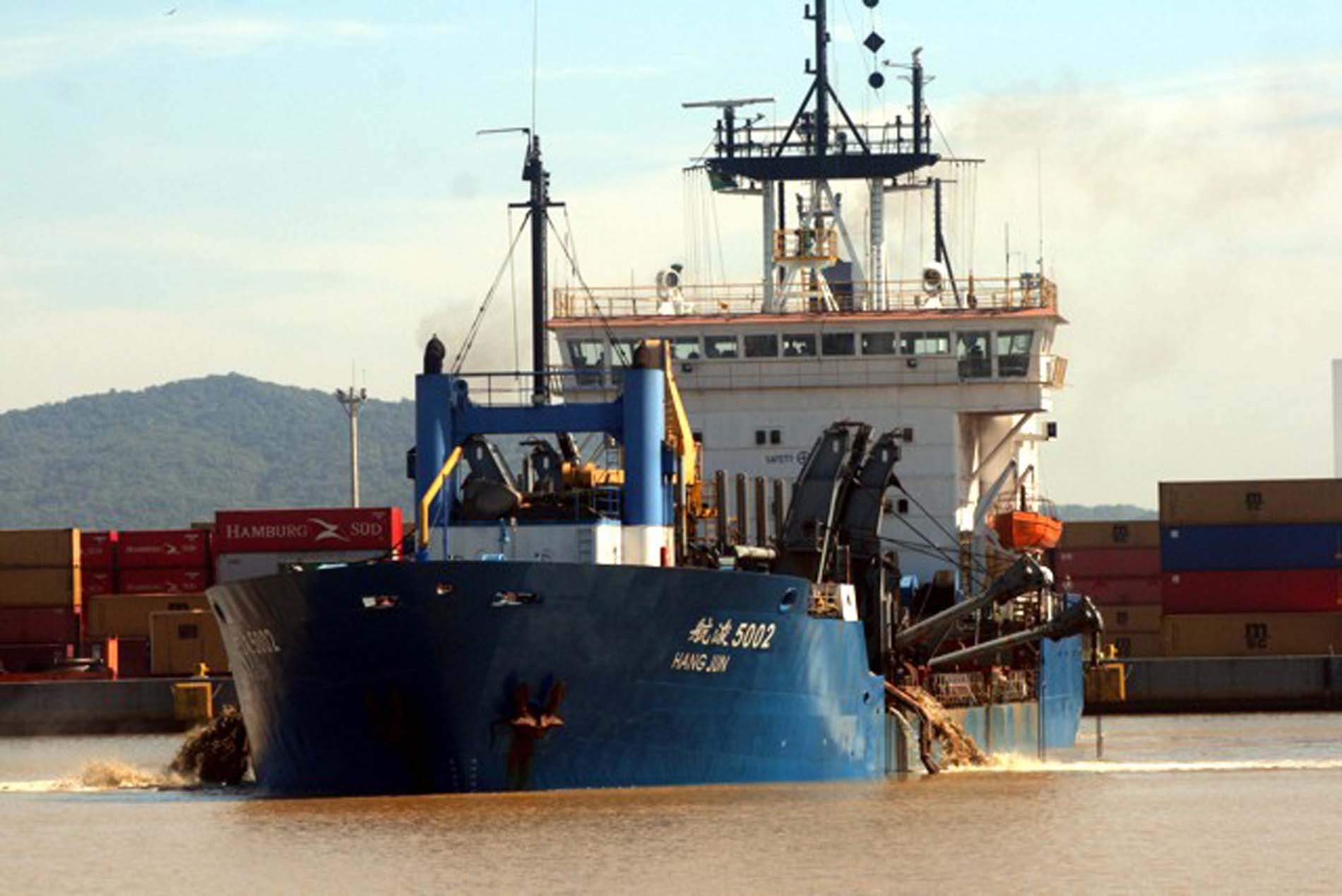 Dos Gabinetes – Deba comemora licenciamento ambiental do Porto de Itajaí