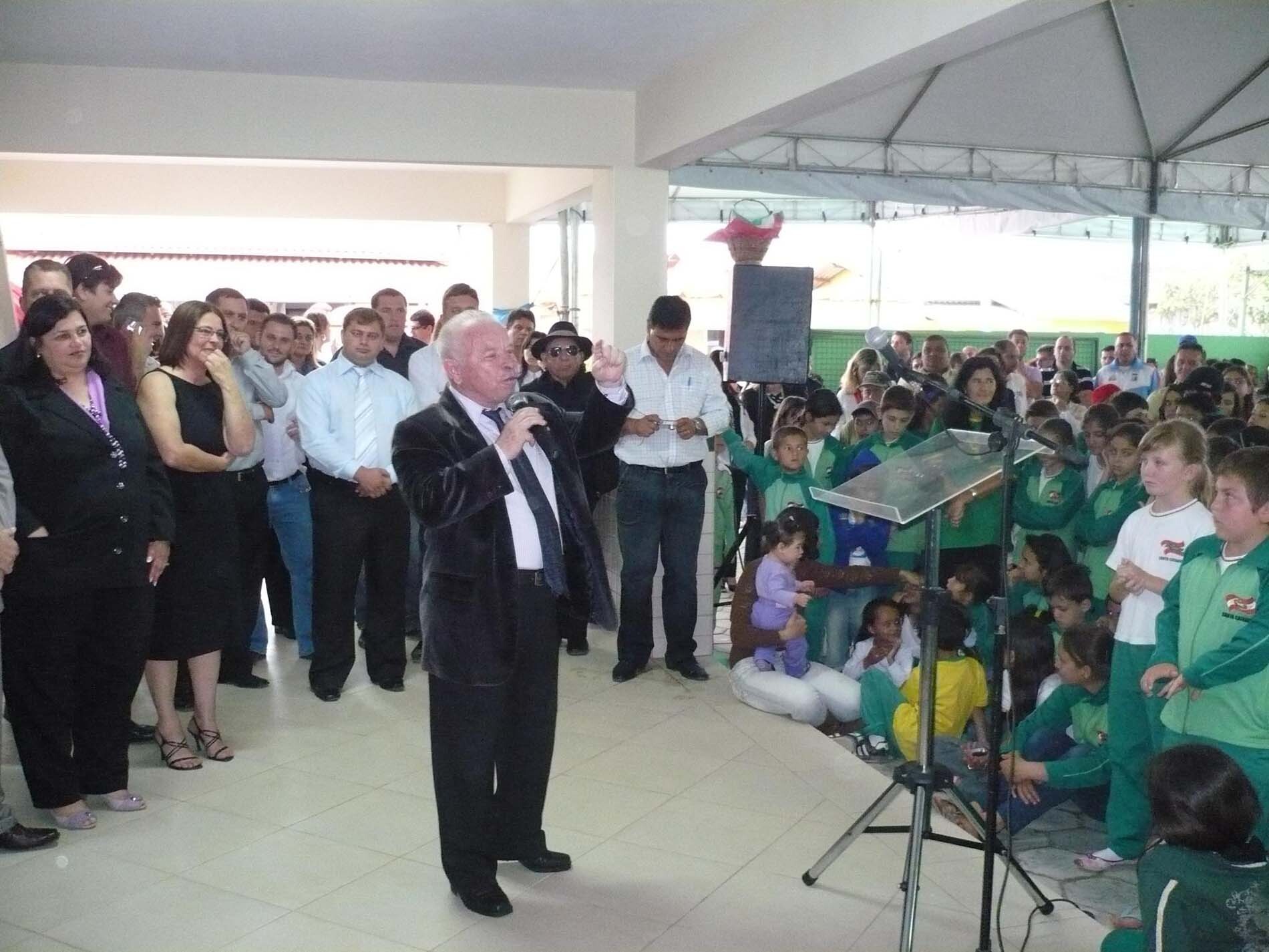 Dos Gabinetes – Deputado participa de inaugurações de escolas em Itajaí e Penha