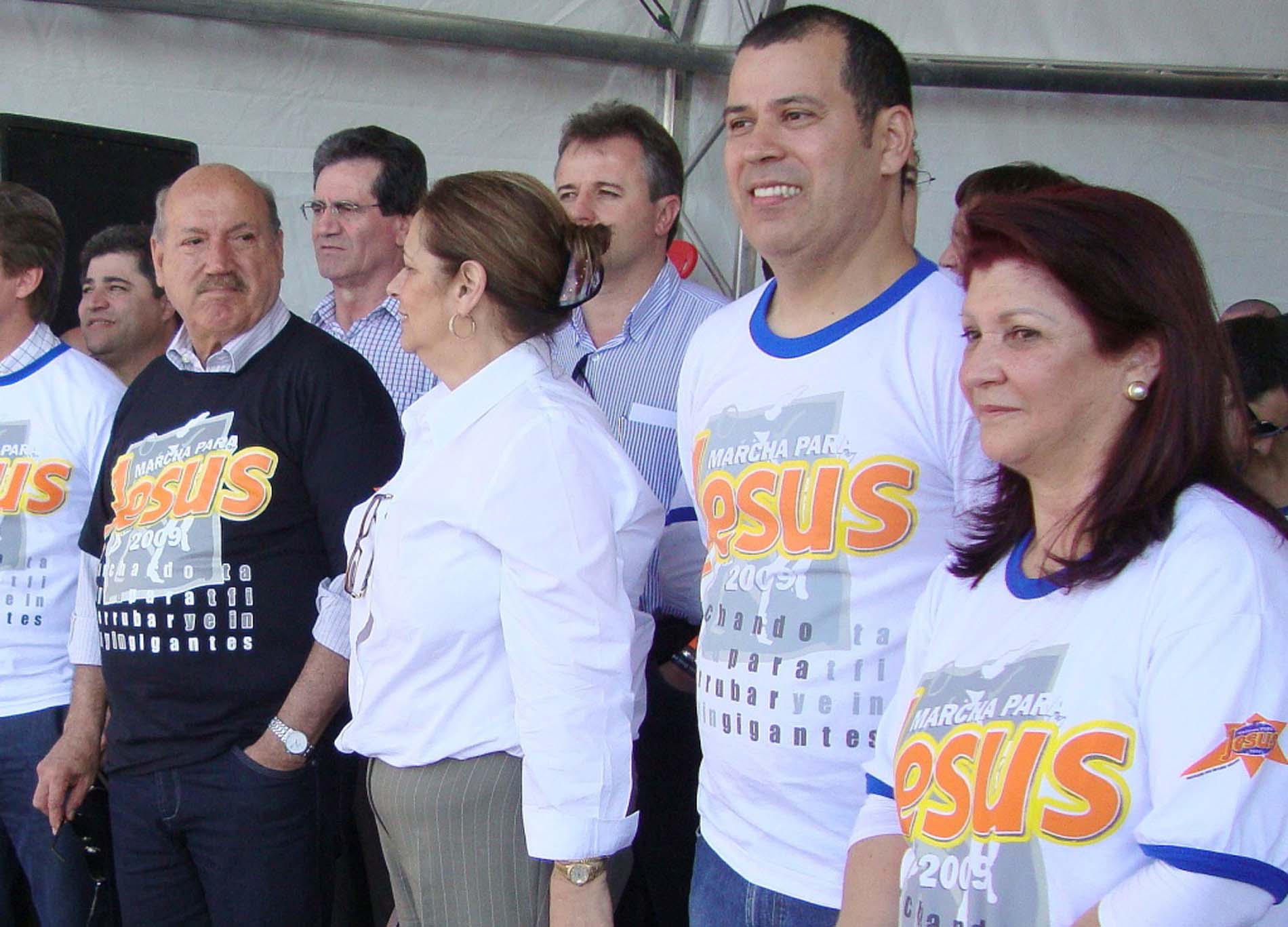 Marcha para Jesus reúne milhares de fiéis