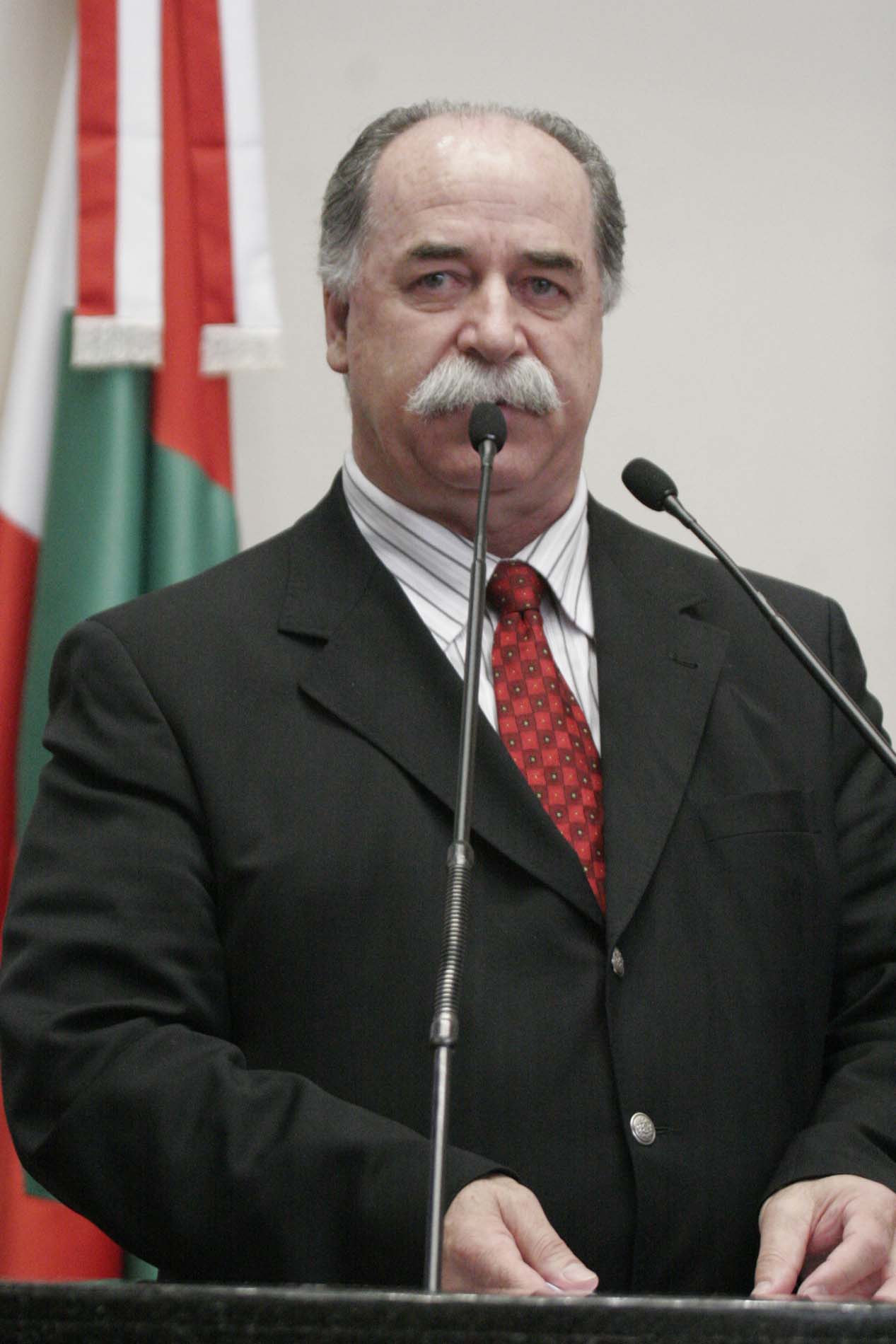 Deputado Romildo Titon (PMDB)