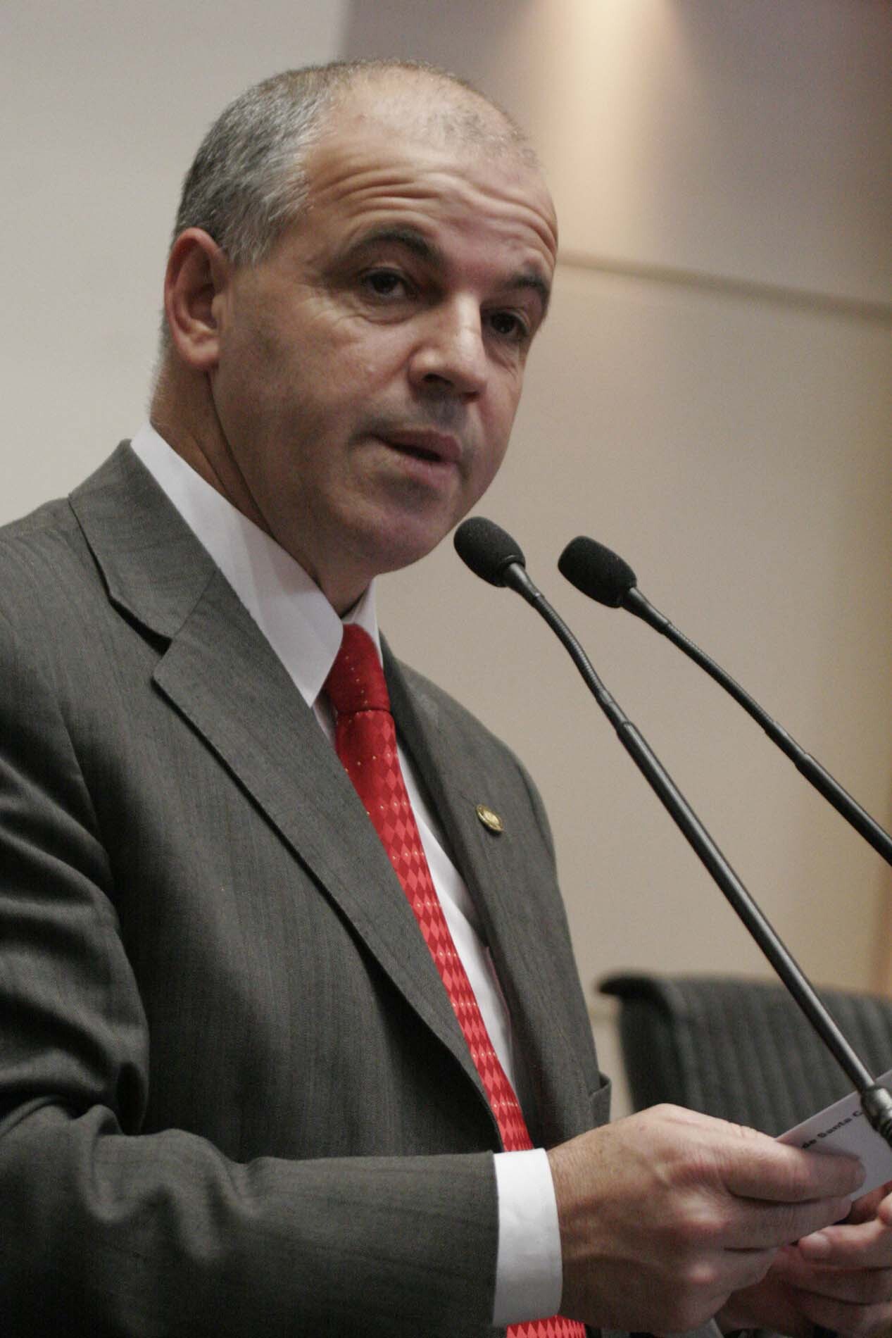 Dos Gabinetes – Sargento Soares condena censura aos meios de comunicação de Honduras