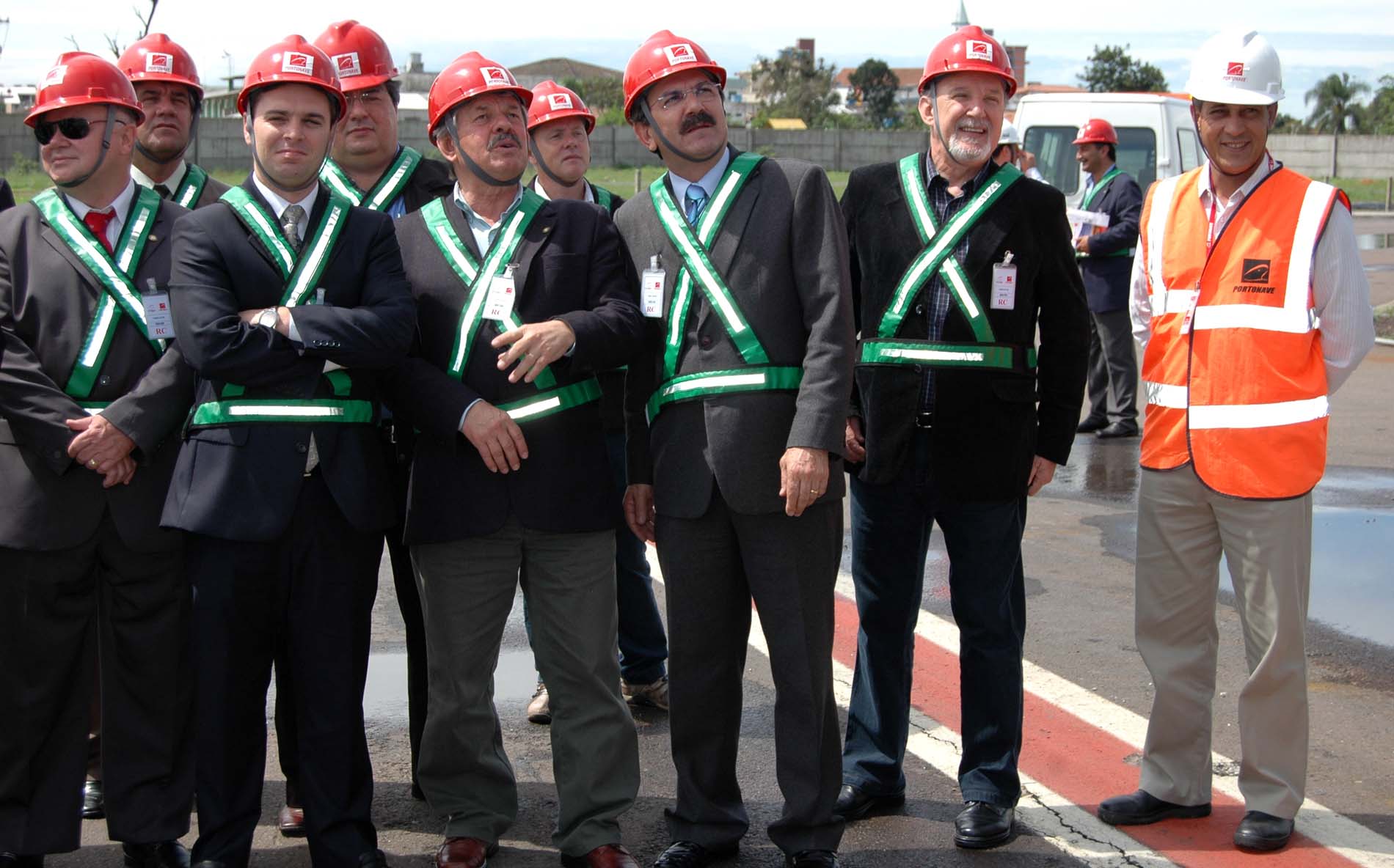 Deputados visitam Portonave