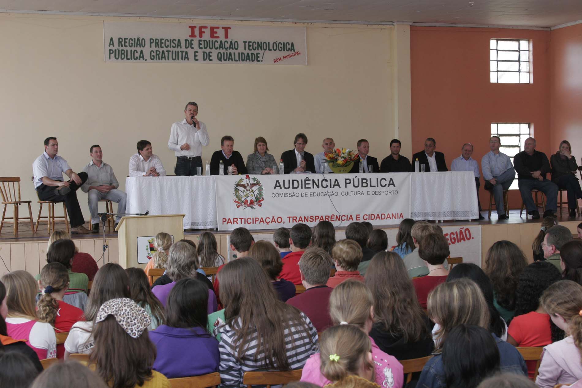 Audiência Pública sobre Implantação de uma extensão do Instituto Federal de Tecnologia - IFET - São Carlos/SC.