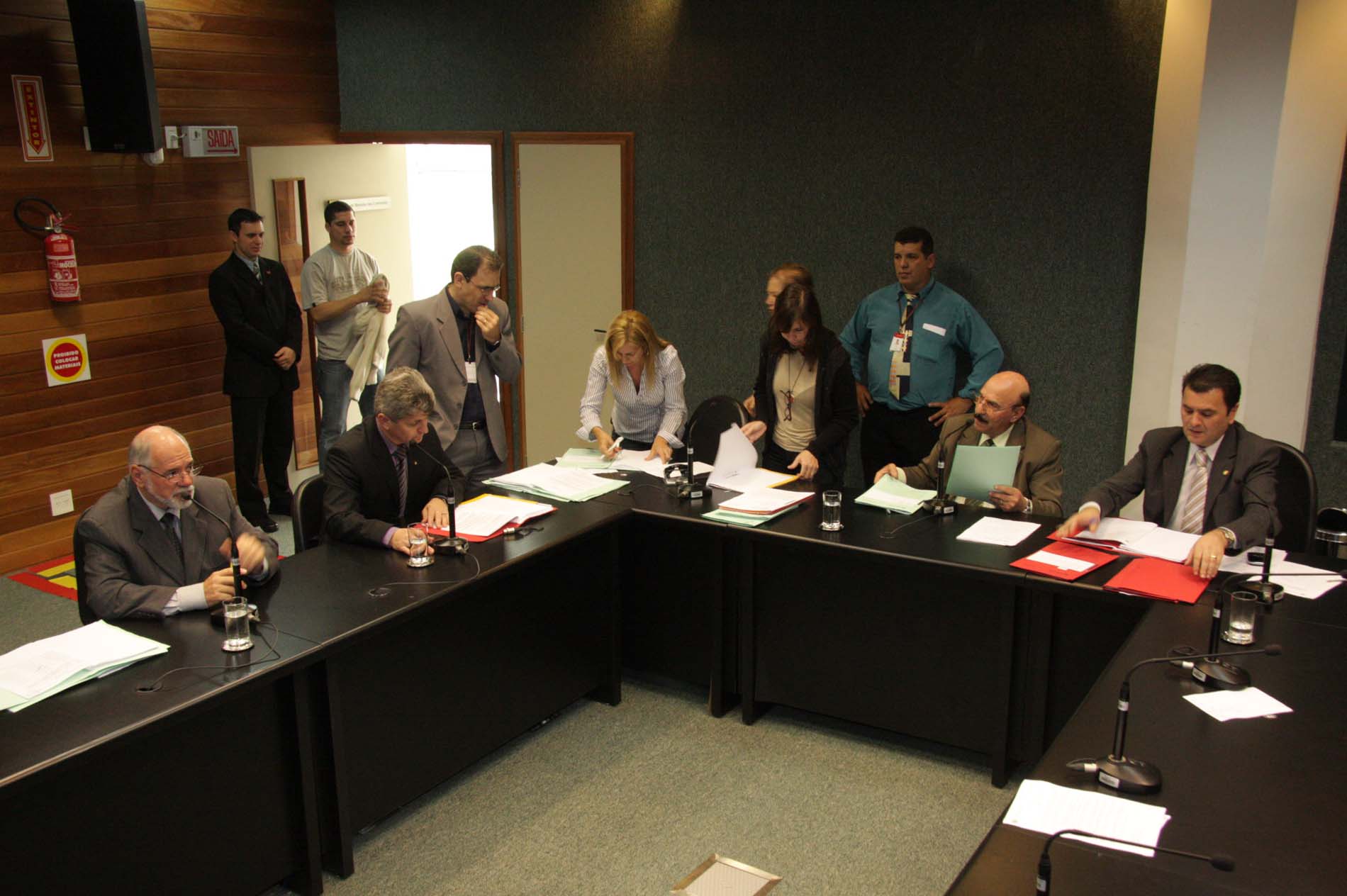 Comissão de Trabalho aprova projeto que facilita o acesso de deficientes visuais a concursos público