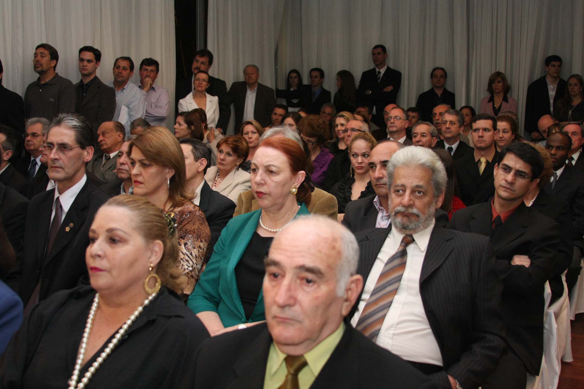 Parlamento catarinense presta homenagem à sociedade criciumense