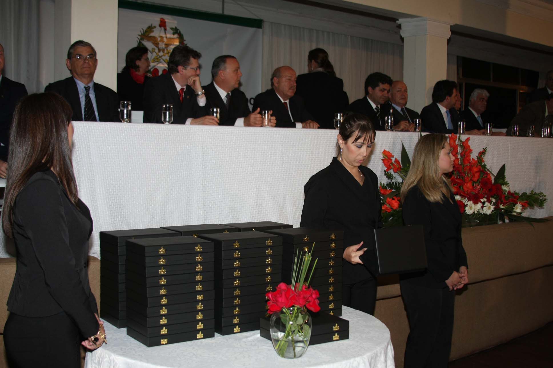 Parlamento catarinense presta homenagem à sociedade criciumense