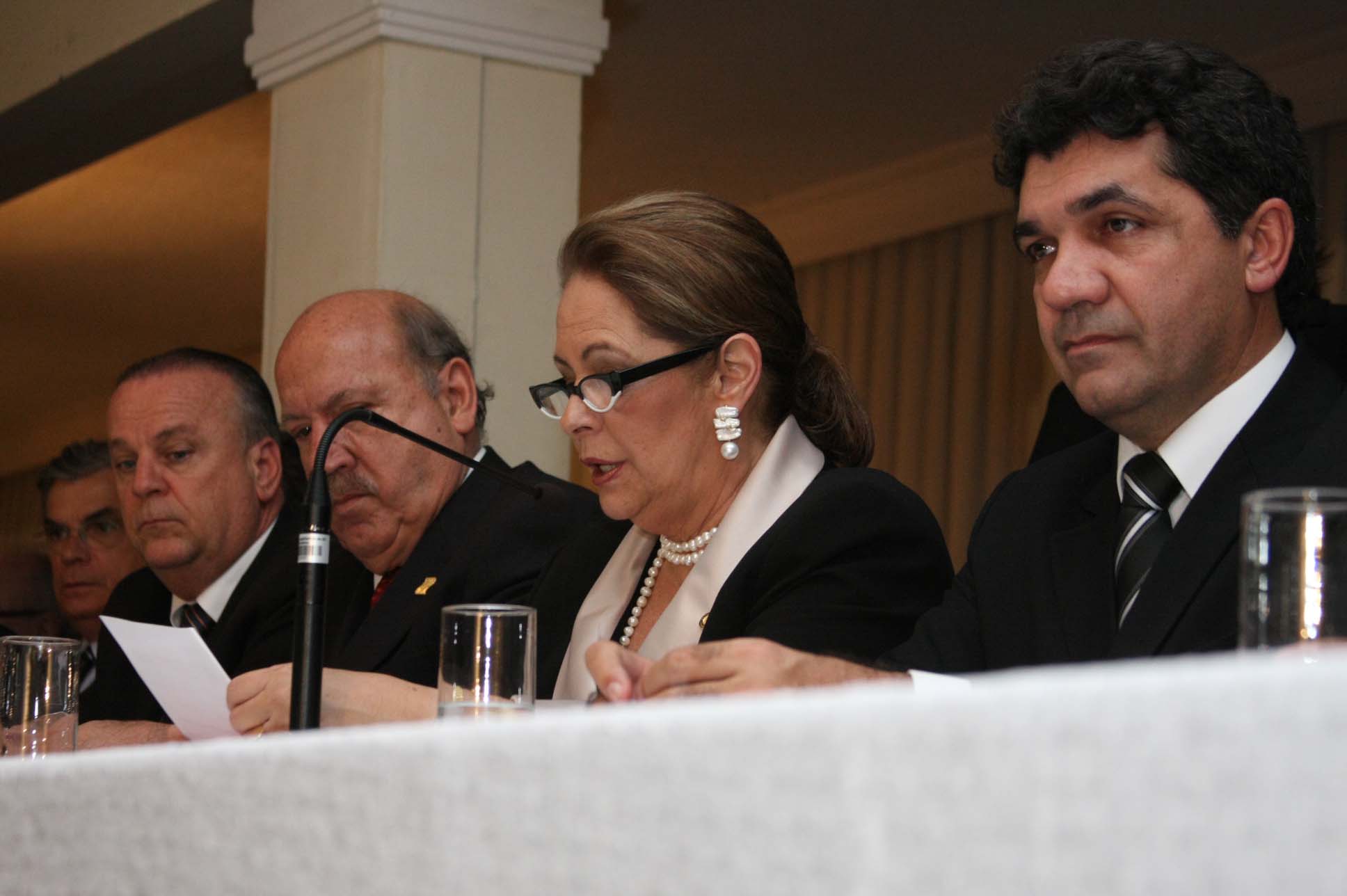 Parlamento catarinense presta homenagem à sociedade criciumense