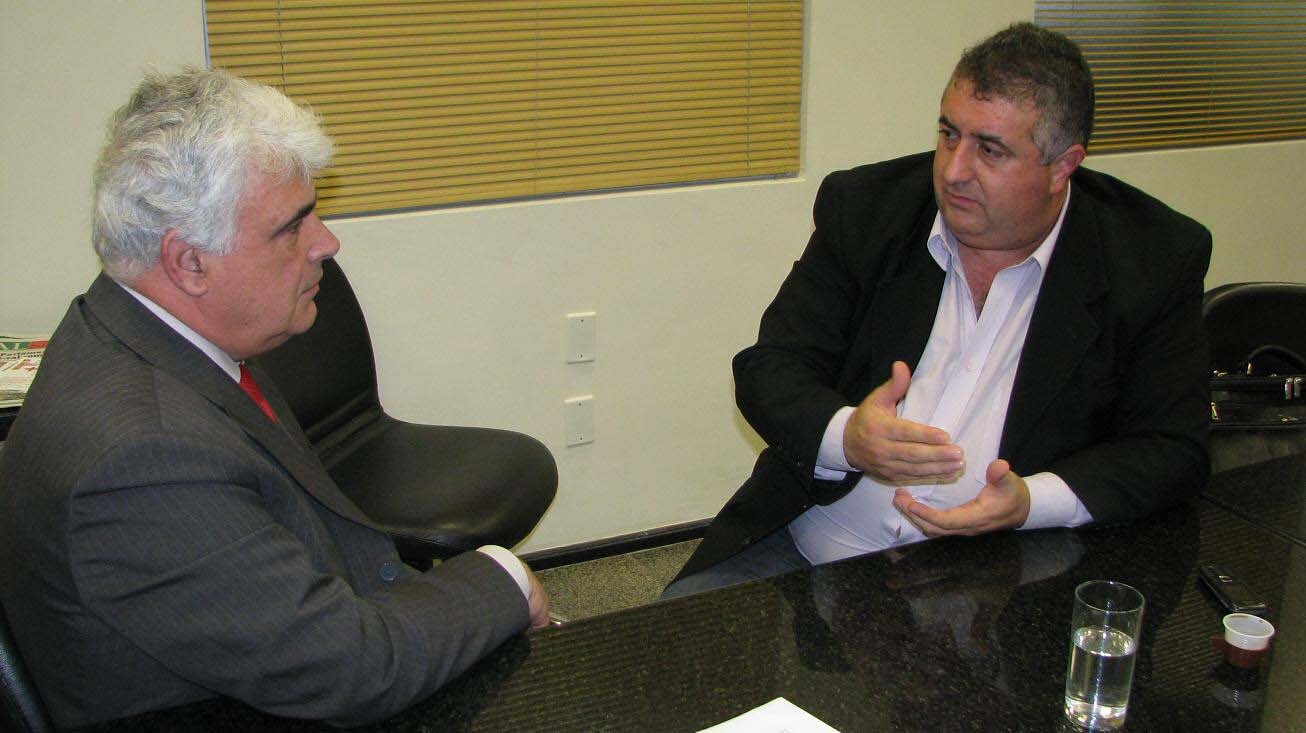 Deputado Décio Góes sai de licença por dois meses
