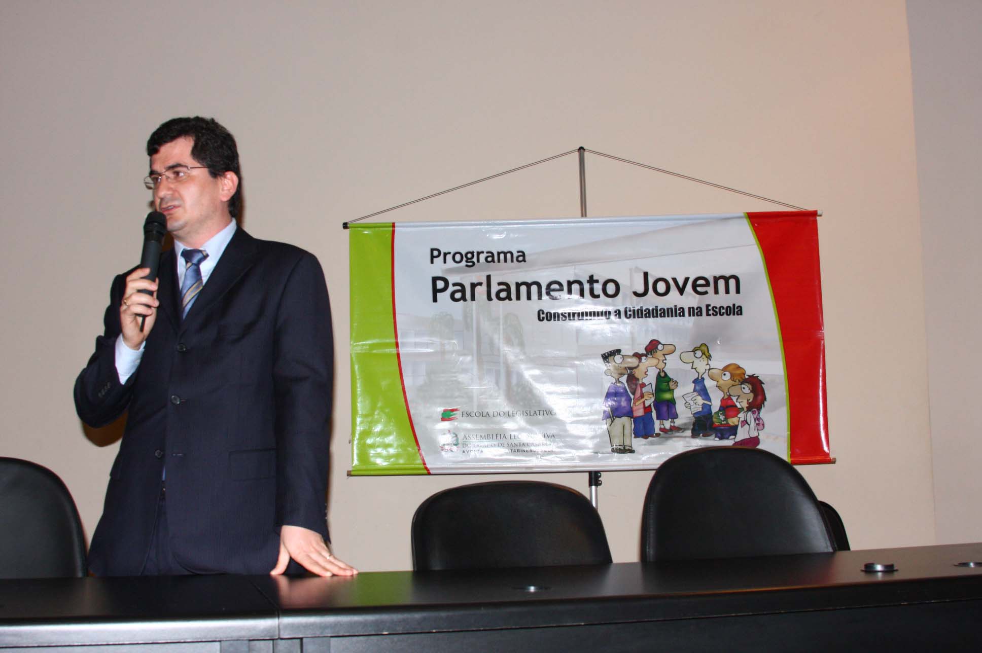 Parlamento Jovem - Hugo Frederico Neves