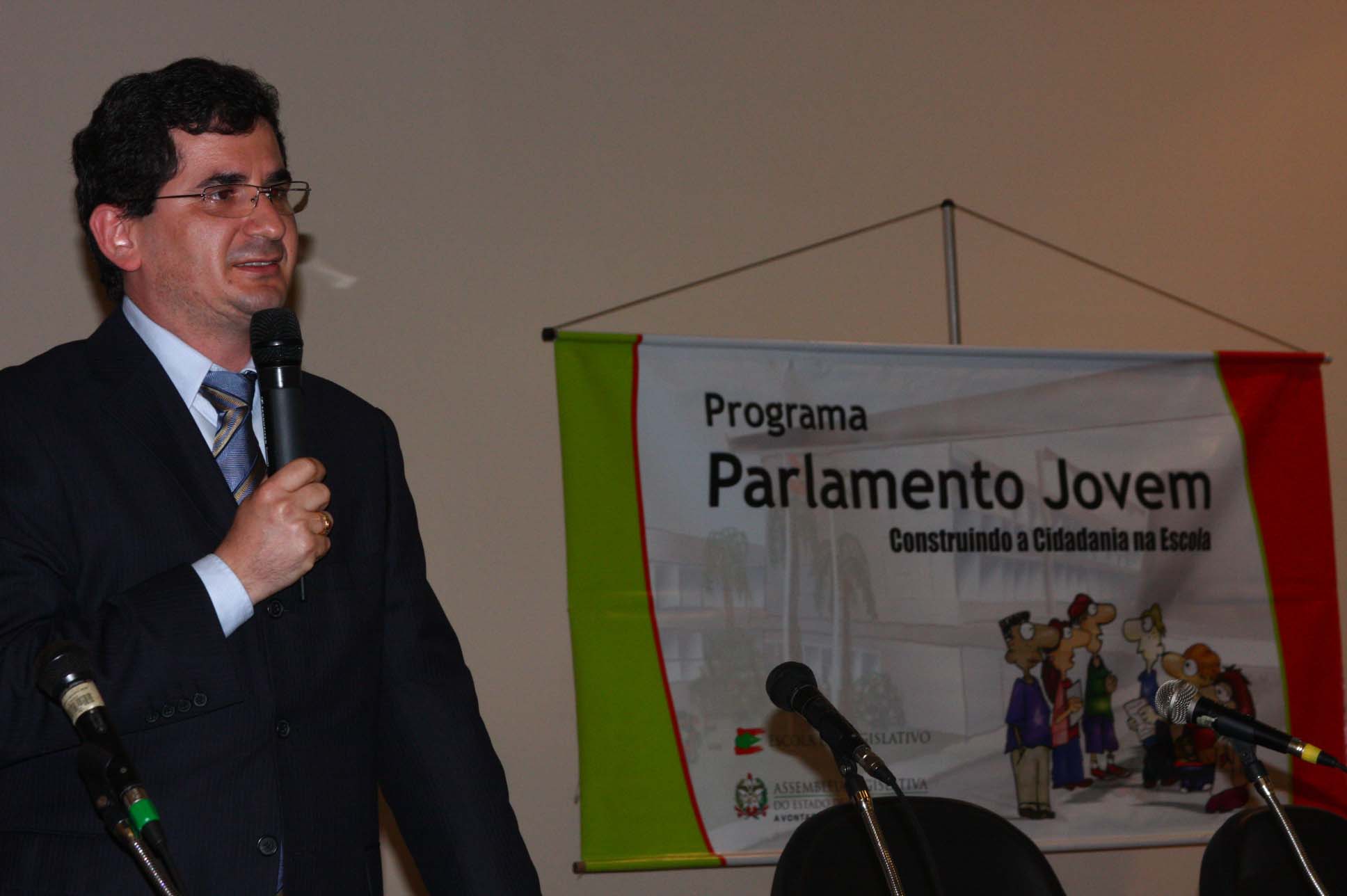Parlamento Jovem - Hugo Frederico Neves