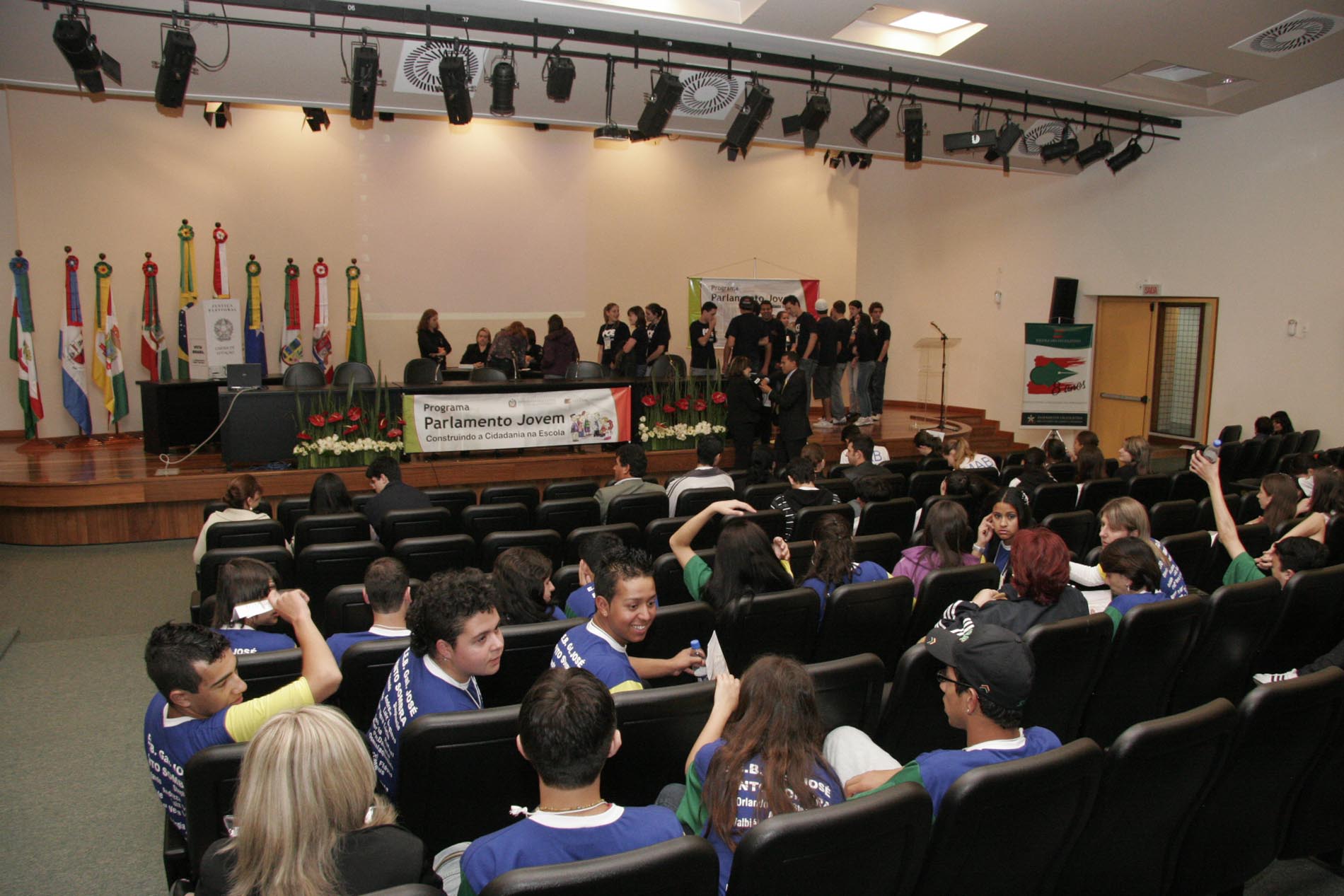 Parlamento Jovem se prepara para primeira sessão ordinária