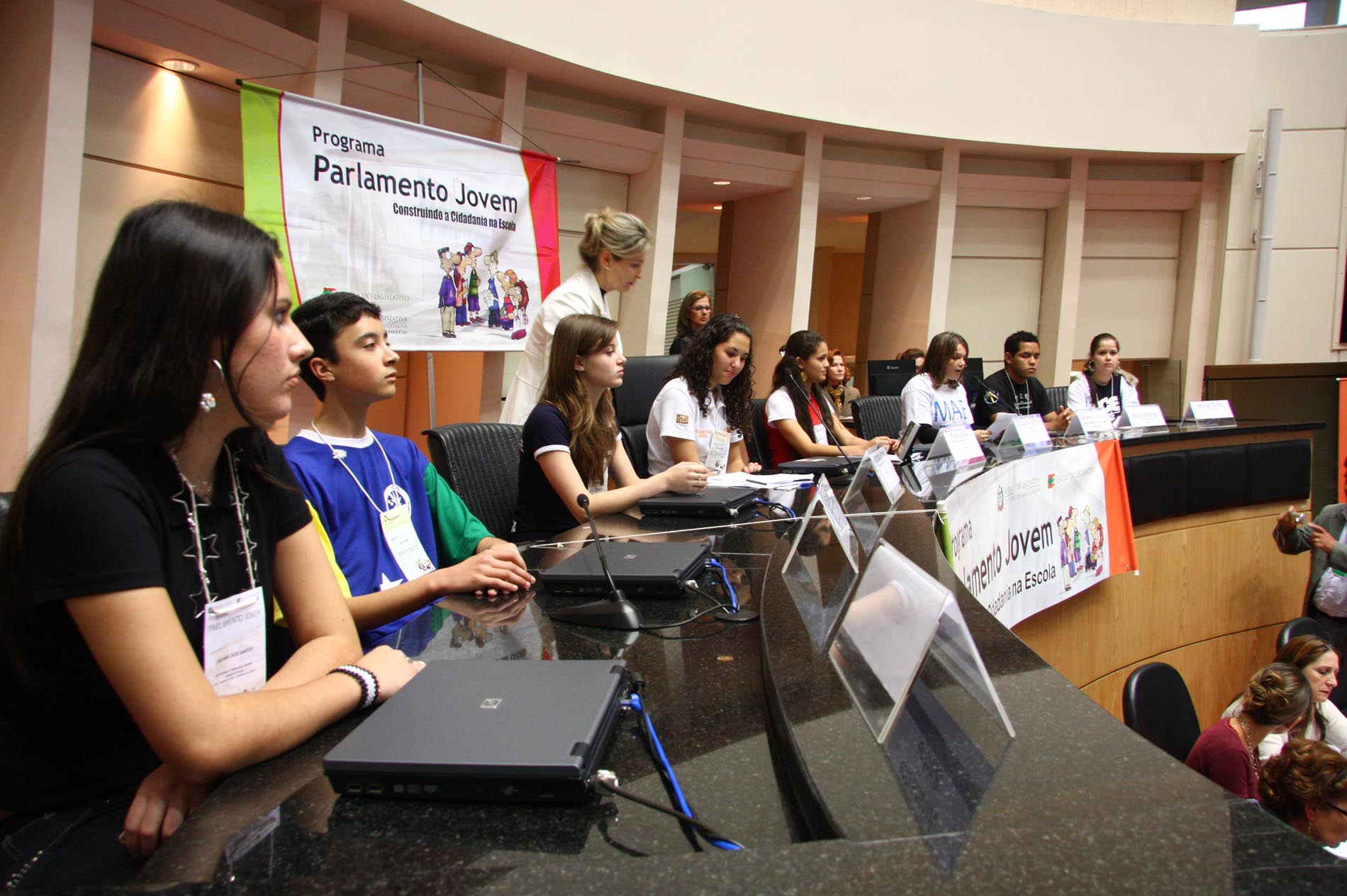 8ª edição do Programa Parlamento Jovem