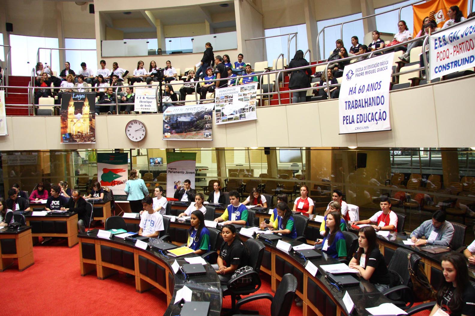 8ª edição do Programa Parlamento Jovem